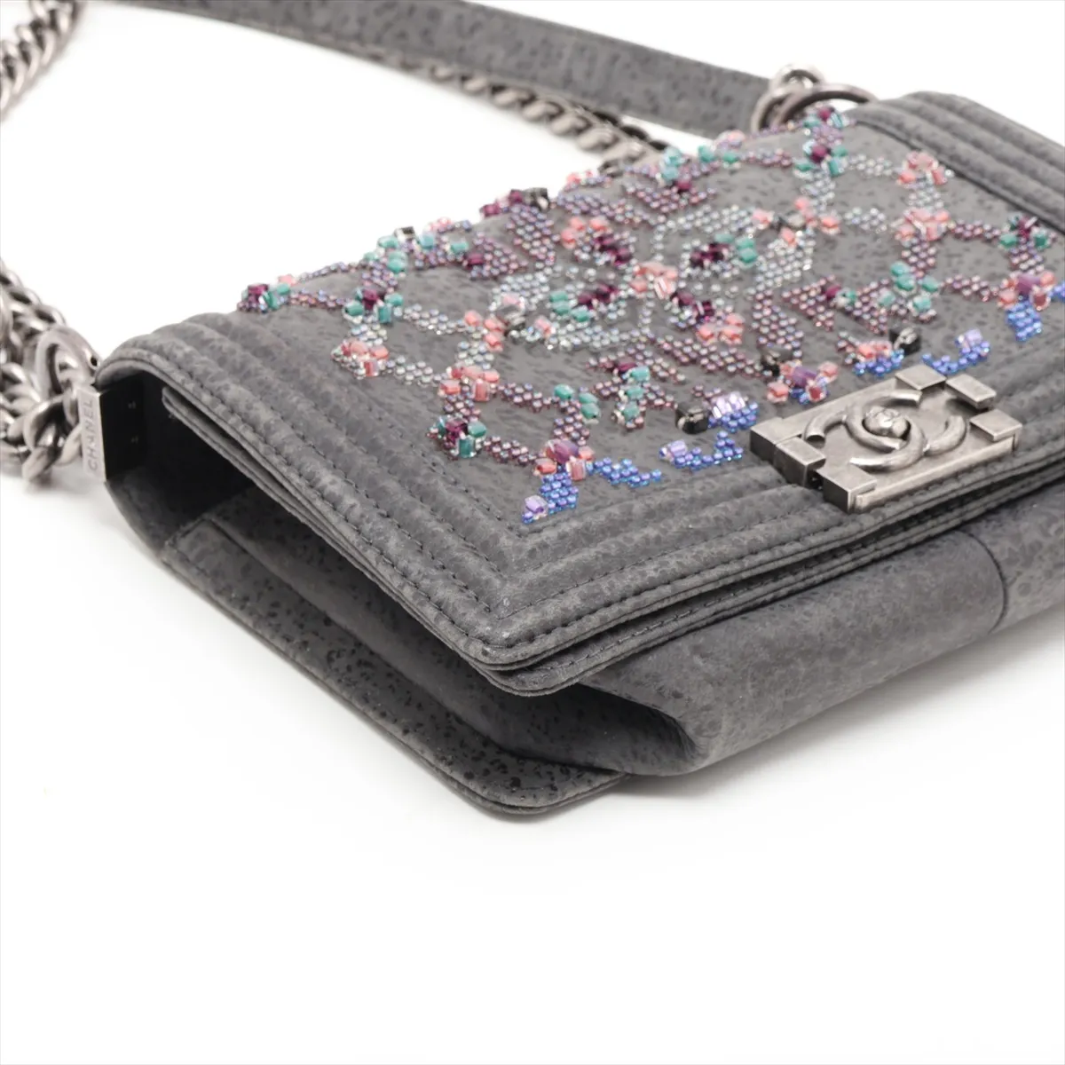 Boy Chanel 25 Leather x Bead Chain Shoulder Bag, Gray with Gunmetal Hardware, 18502485, Serial Number , A67086 — view 4