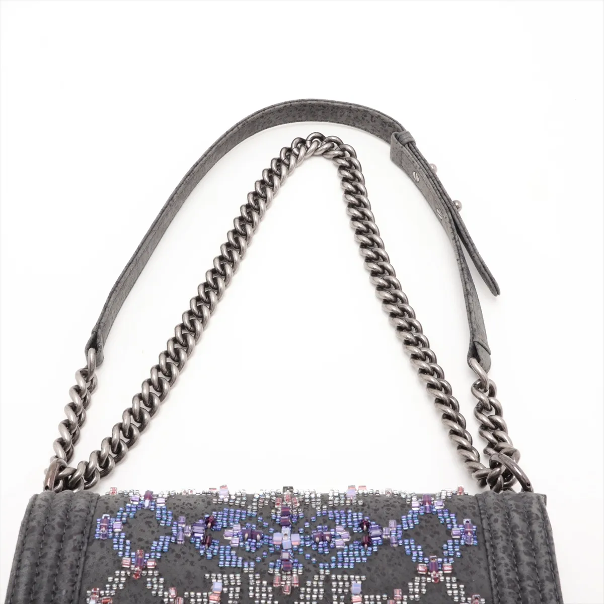 Boy Chanel 25 Leather x Bead Chain Shoulder Bag, Gray with Gunmetal Hardware, 18502485, Serial Number , A67086 — view 6
