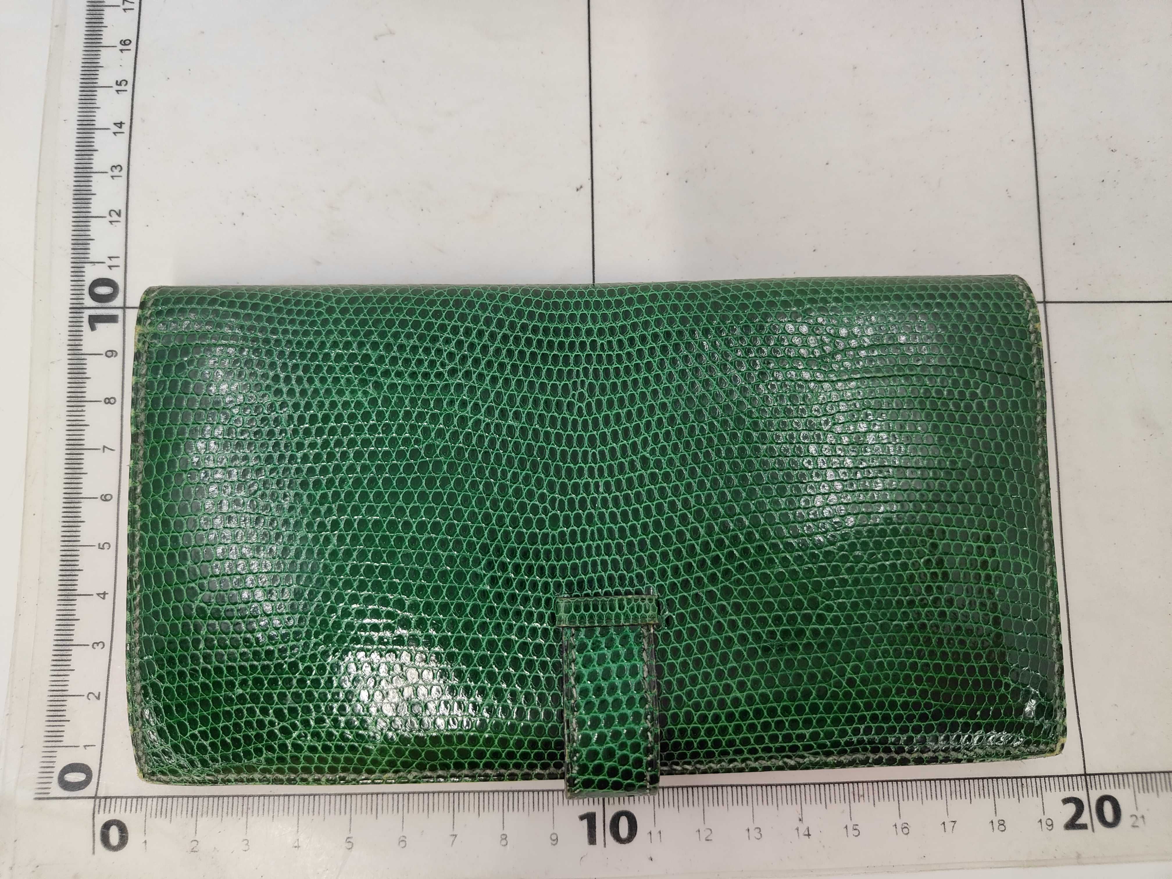 Bearn Lizard Green Wallet — view 2