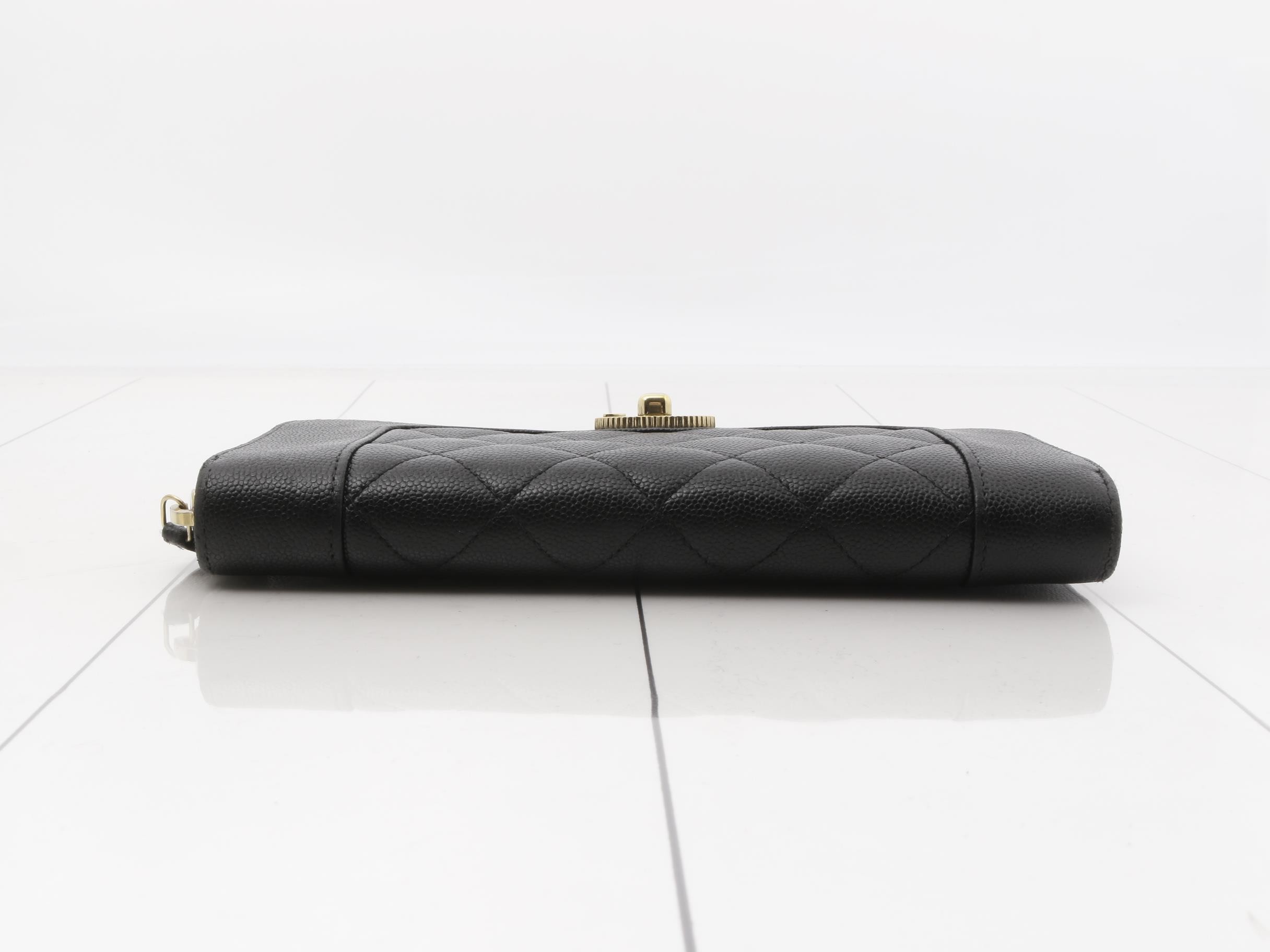 Mademoiselle Round Zipper Long Wallet, Series 30 — view 3
