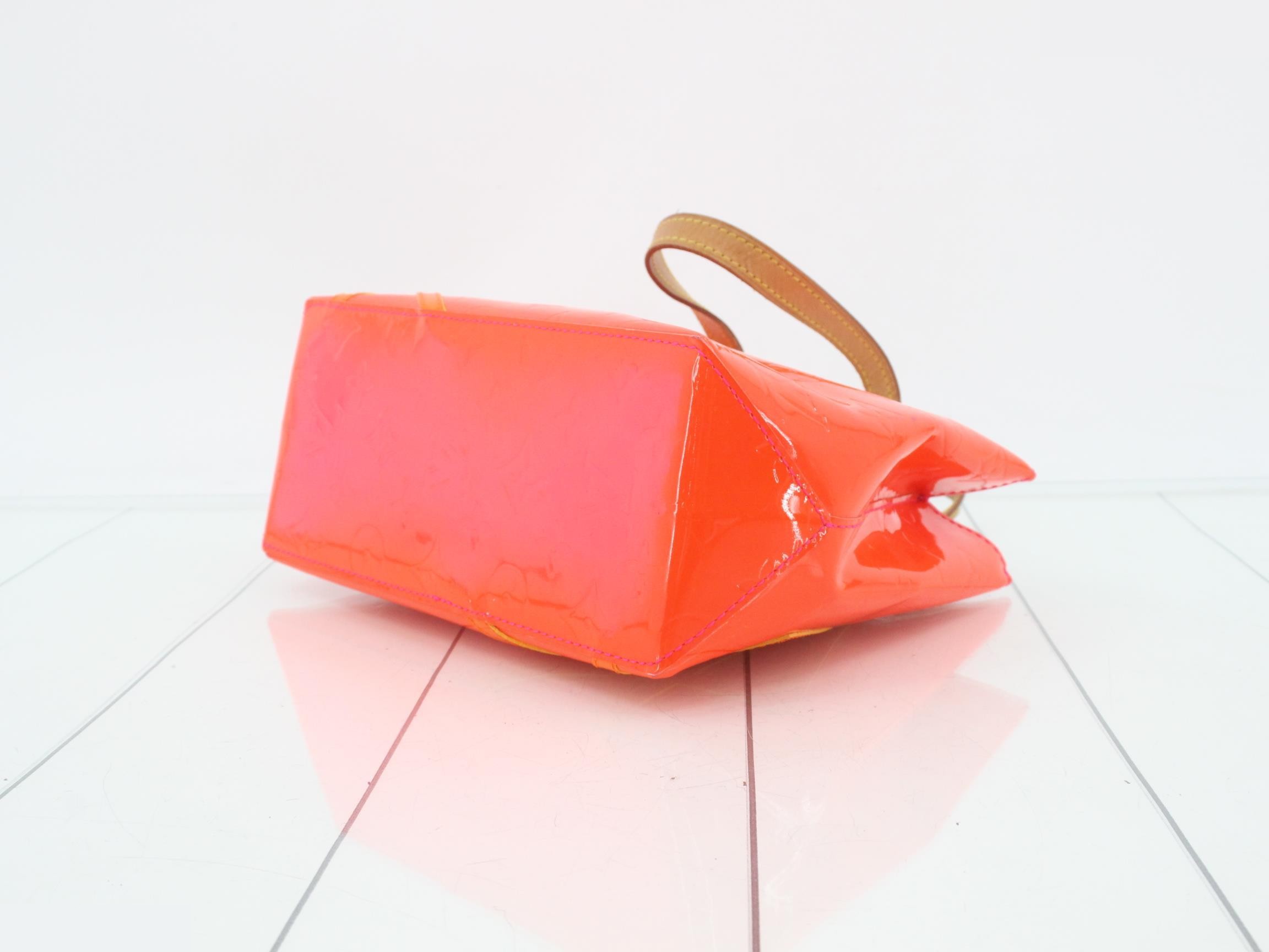 Monogram Vernis Reed PM Fluo — view 6