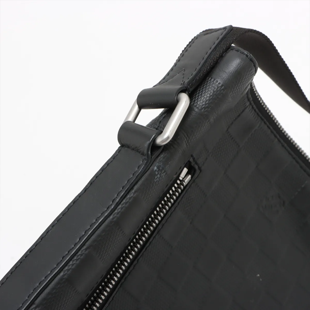 Damier Infini 3D Discovery Messenger BB N42418 CA0260 Black — view 12