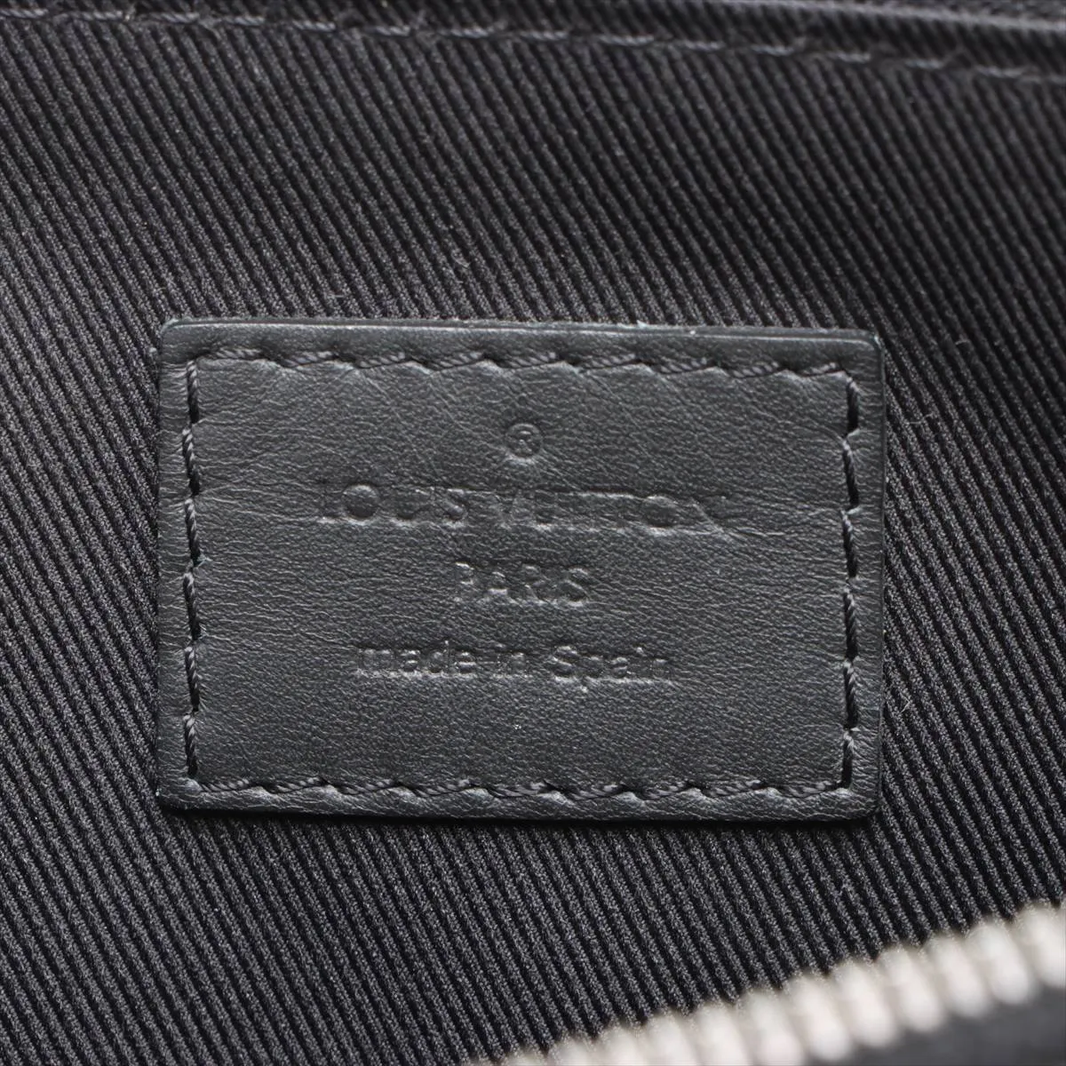 Damier Infini 3D Discovery Messenger BB N42418 CA0260 Black — view 9