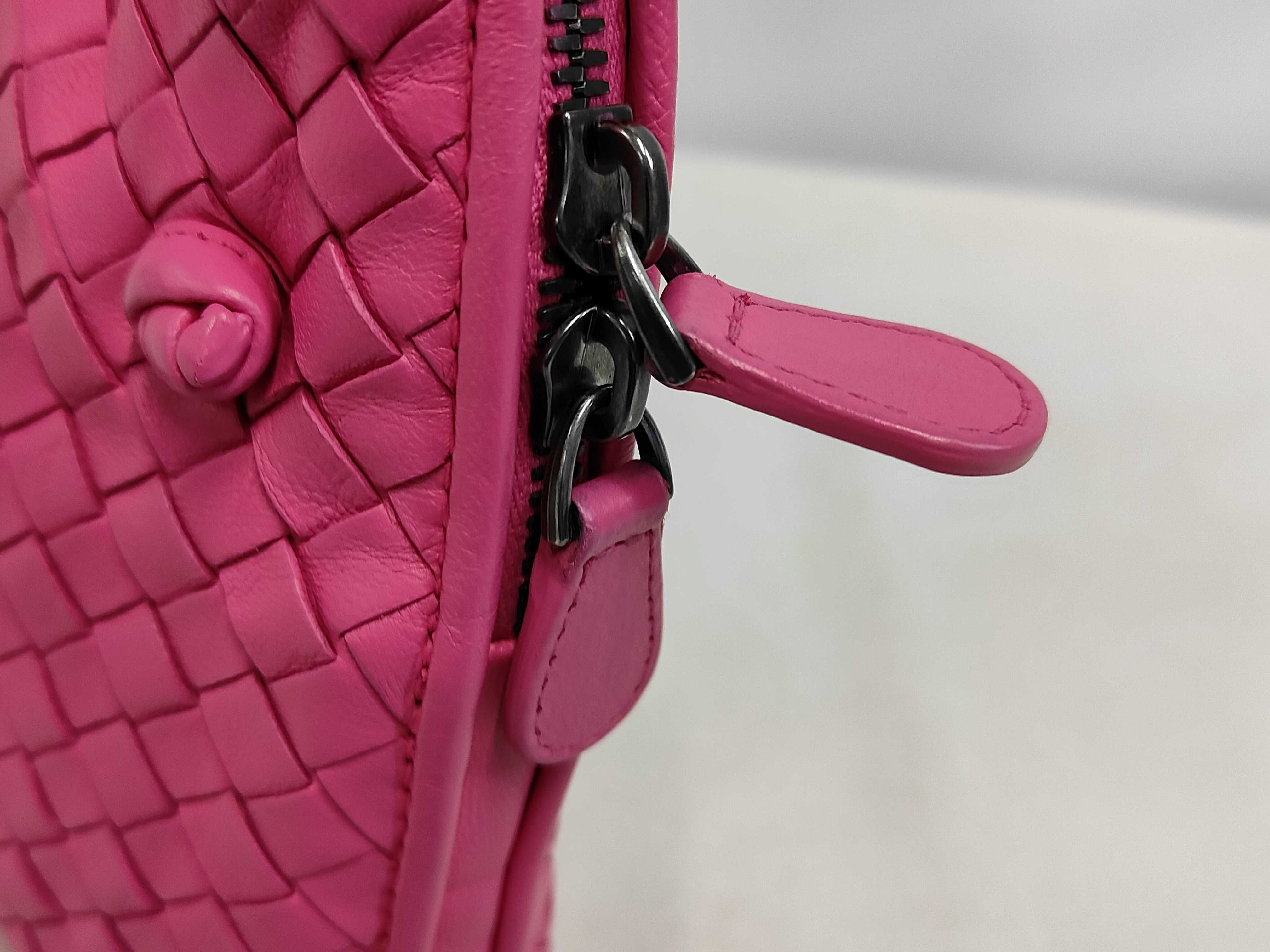 Nodini Intrecciato Rose Red Lambskin Shoulder Bag — view 7