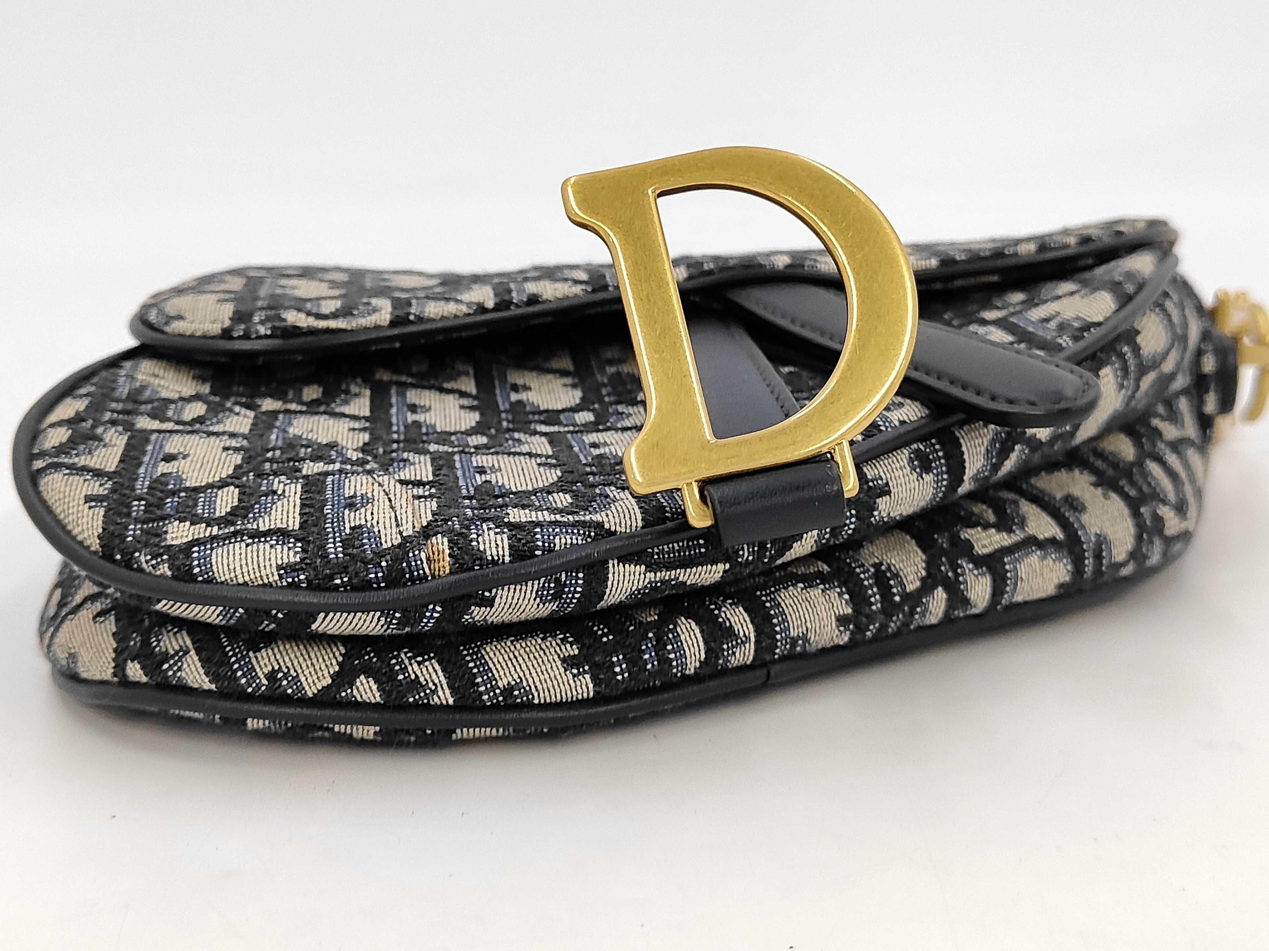 handbag — view 4