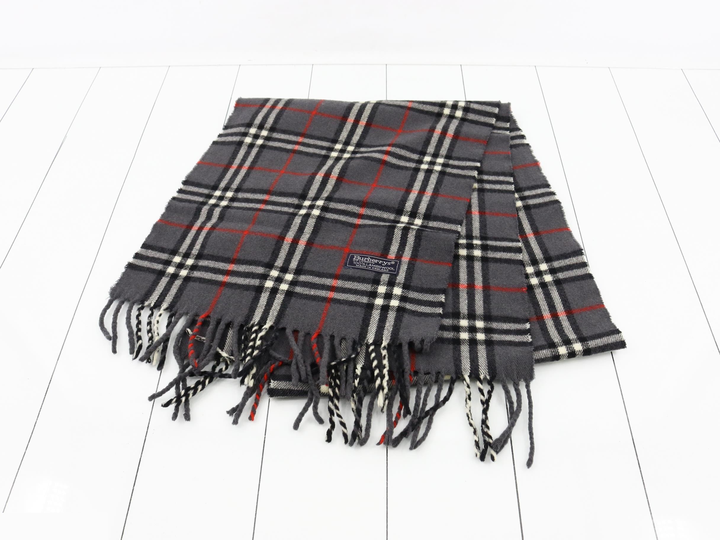 Other lines: Small items, accessories, and scarves — view 2
