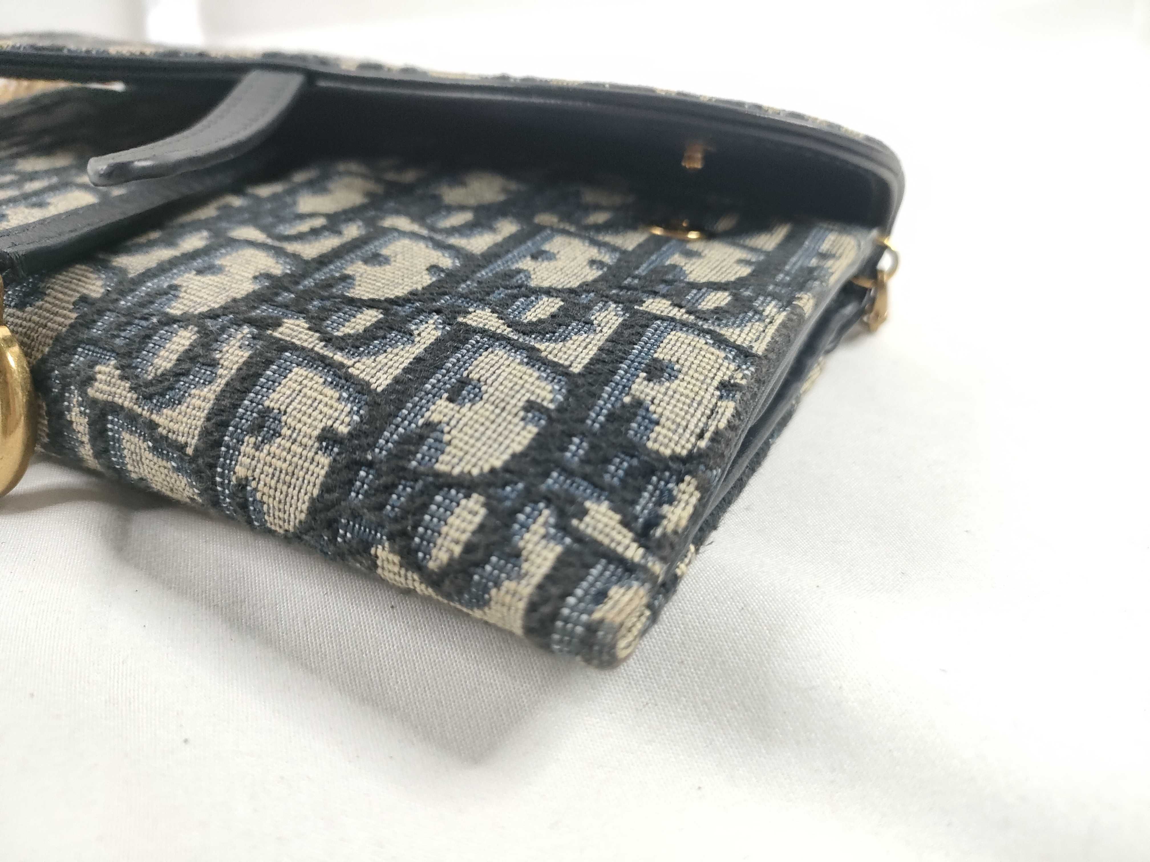 ID- Saddle 19 Canvas Blue Slingbag GHW 47MA1212 Shoulder Bag — view 5