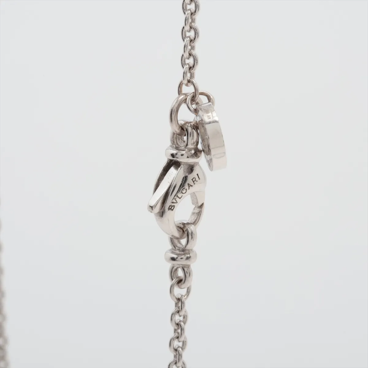 B Zero One Diamond Necklace 750(WG) 12.0g Pull ring loose Pull ring side ring open — view 3