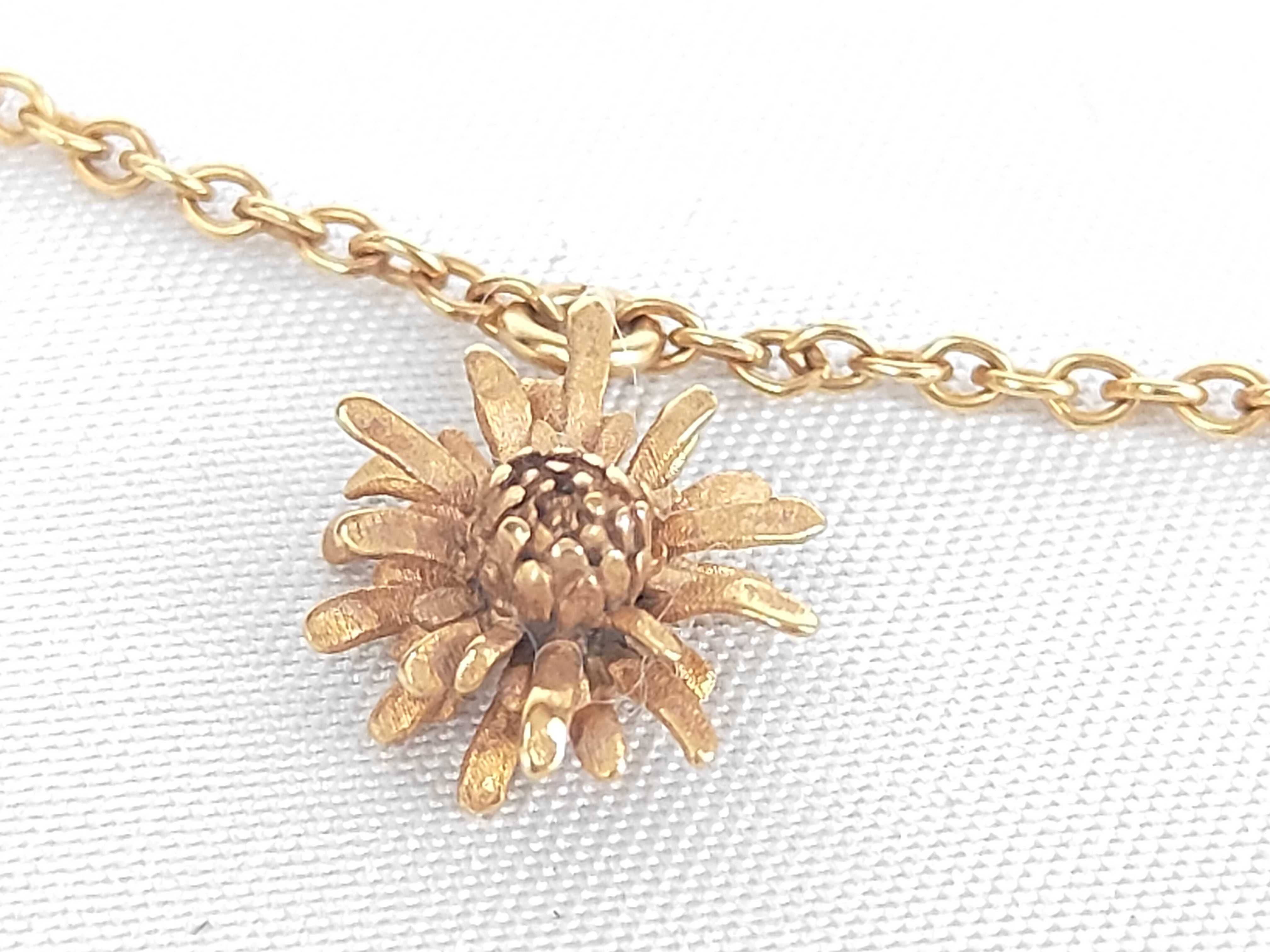 Flower Motif Pearl Necklace — view 4