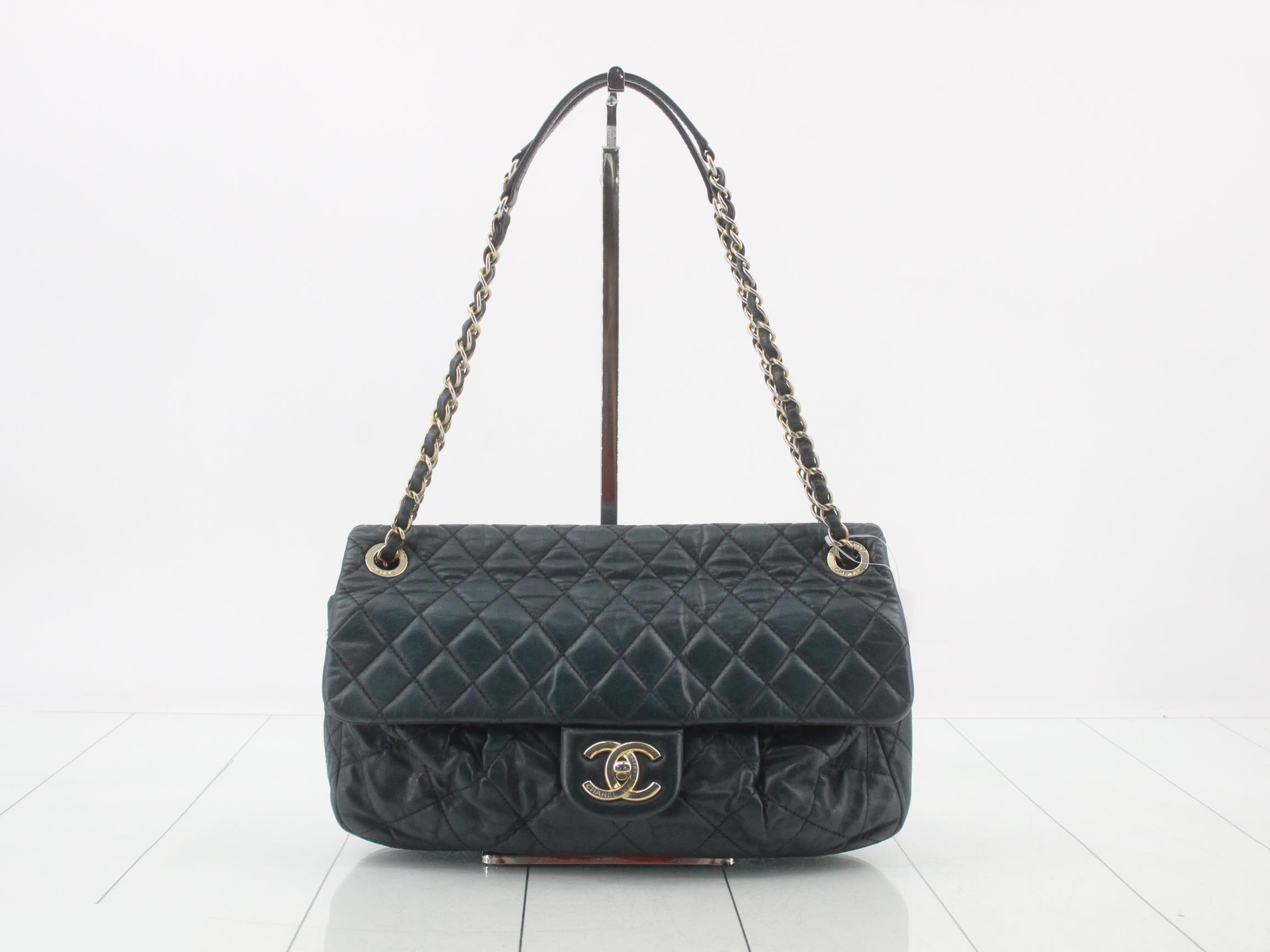 Matelassé Double Flap Chain Shoulder Bag