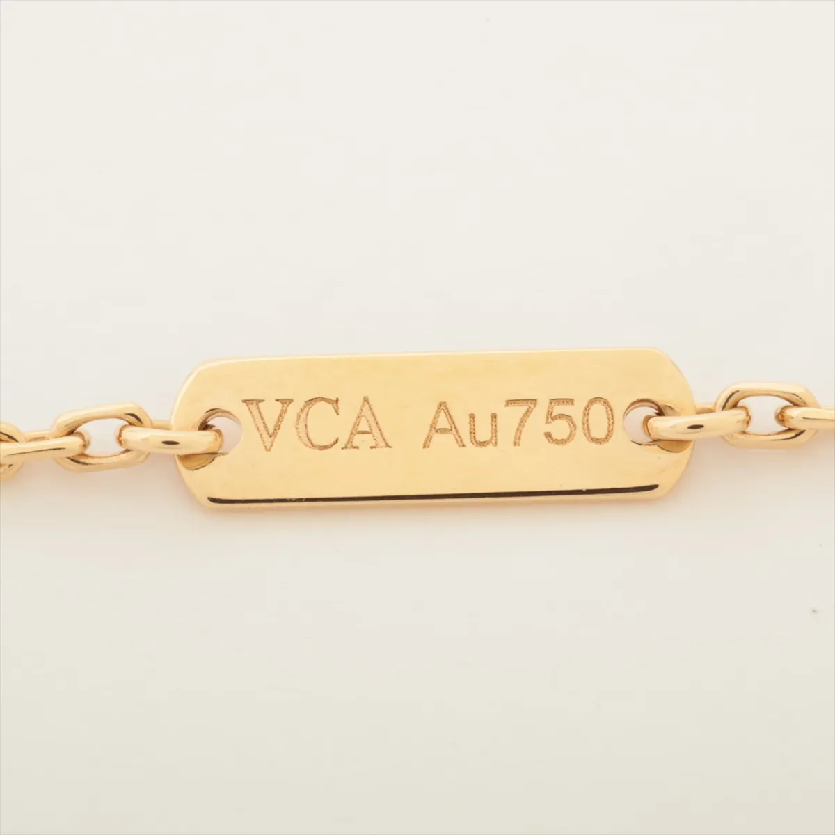 Vintage Alhambra Guilloche Necklace 750 (Yellow Gold) 6.6g JF349735 ARP4KL00 — view 4