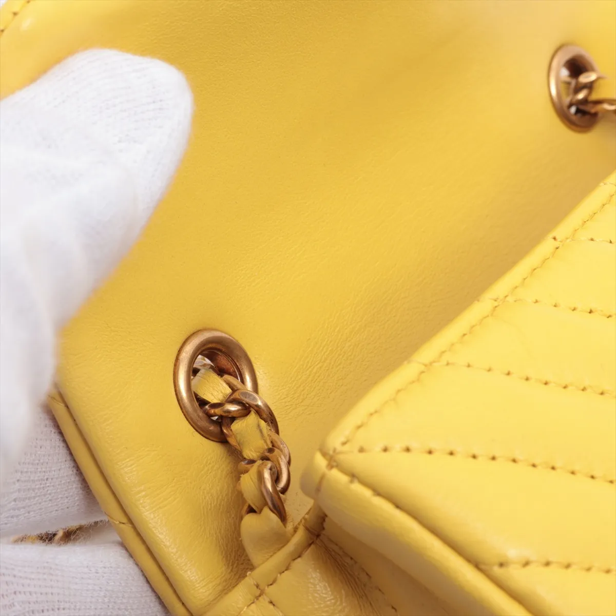 chevron lambskin single flap single chain bag yellow gold hardware 20938285 20s — view 11