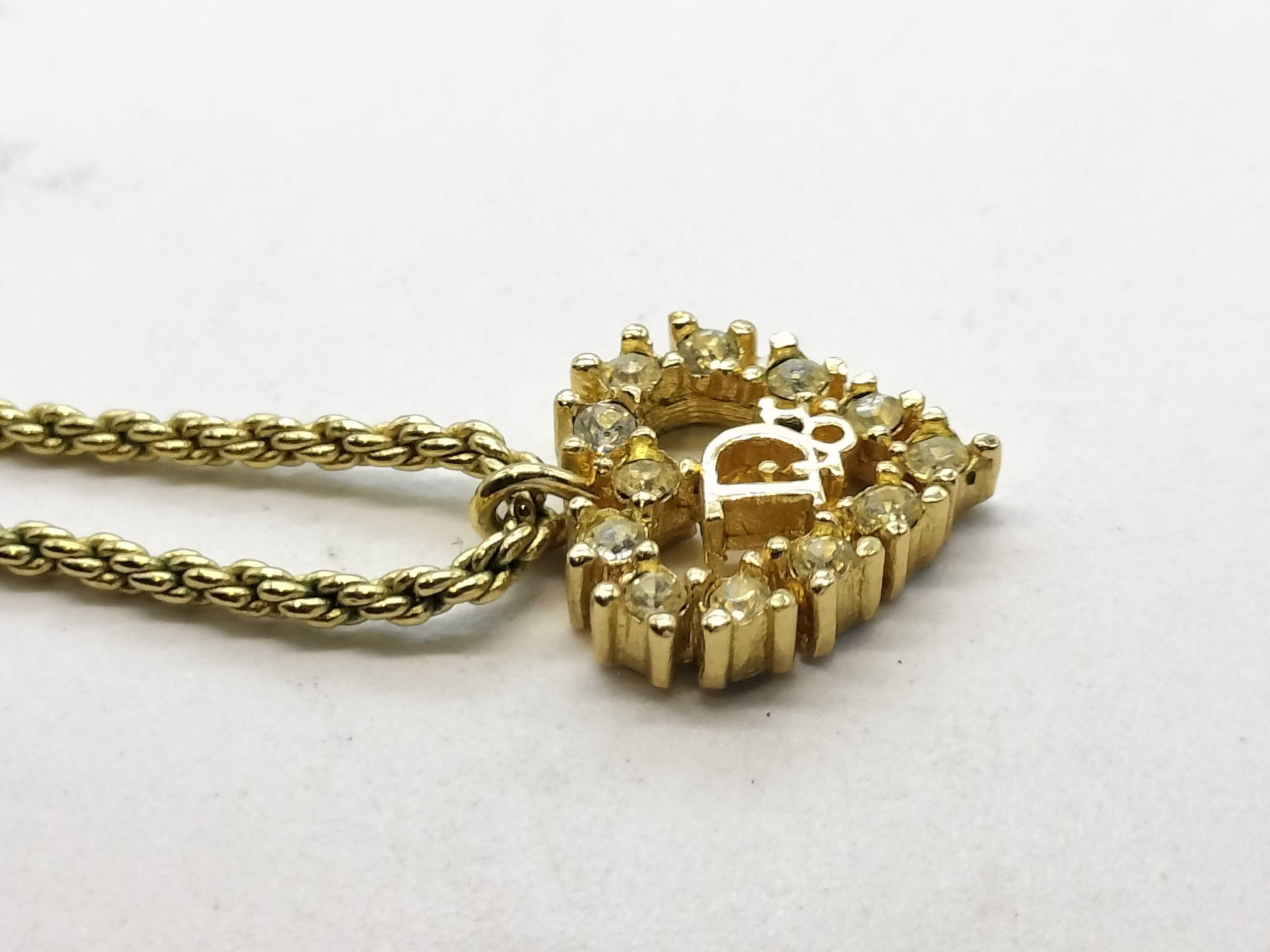 necklace — view 4