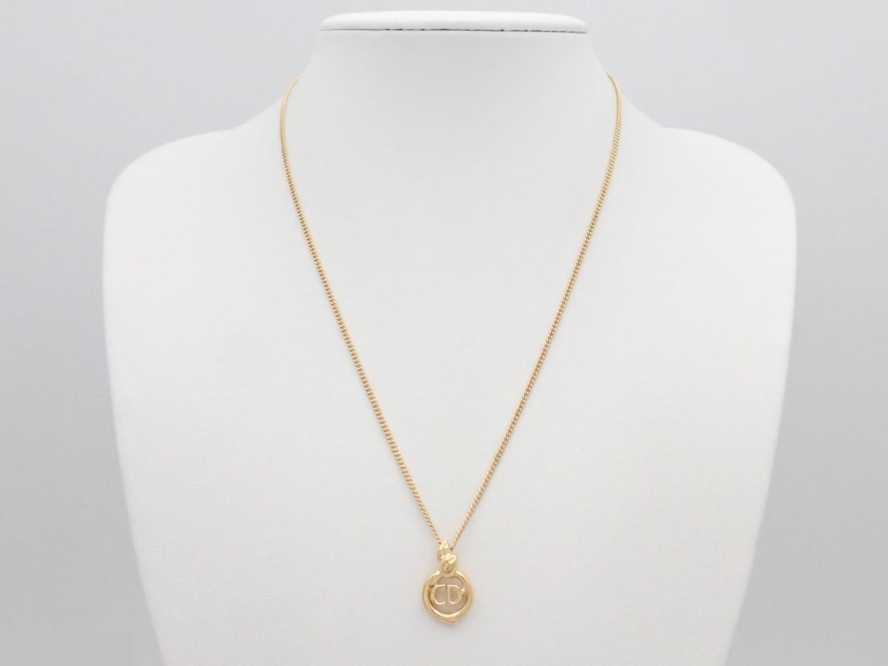Other lines: Precious metal necklaces and pendants, chain approximately 44cm. — view 3