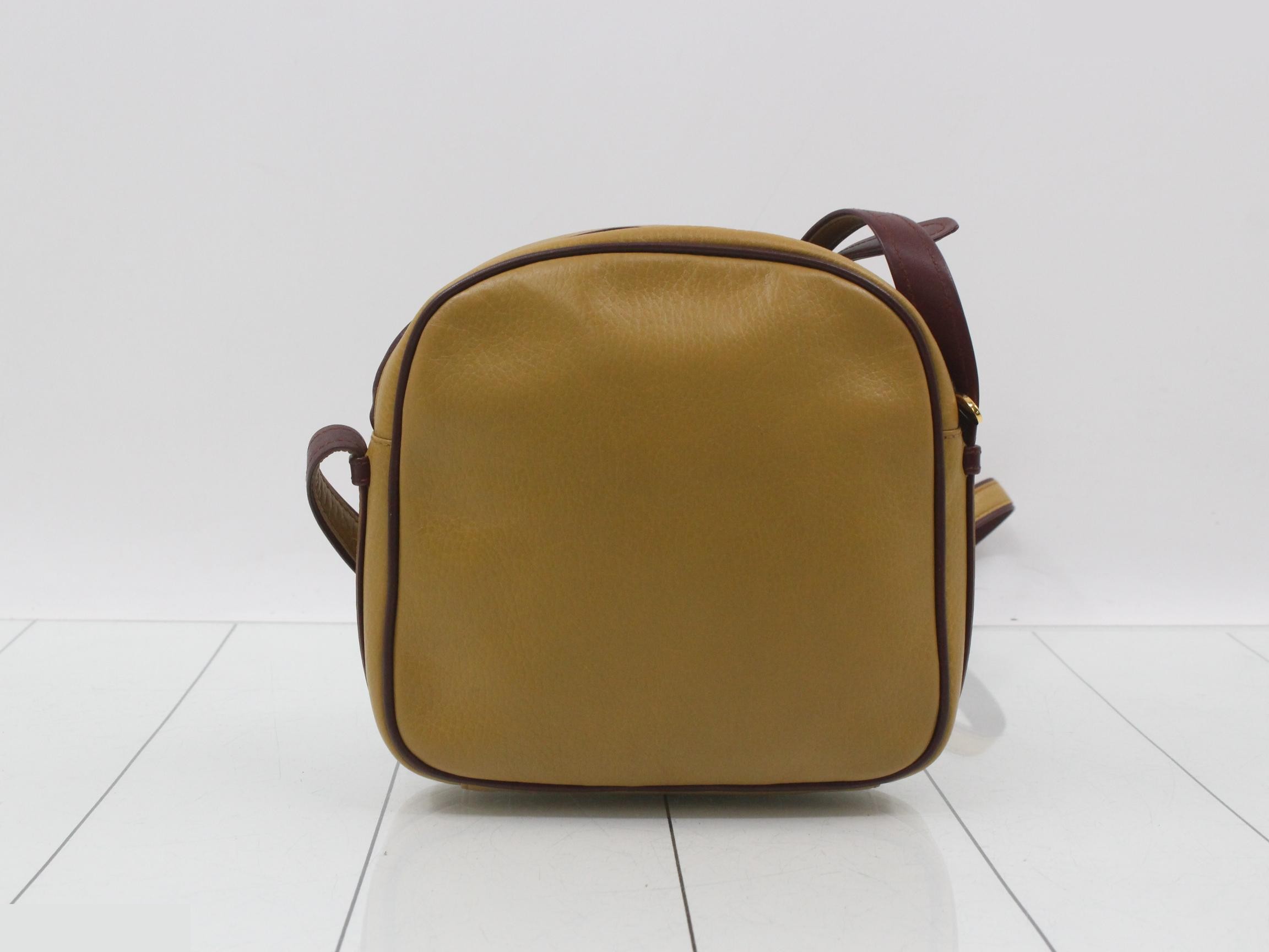 Must Line Shoulder Bag, Leather — view 2