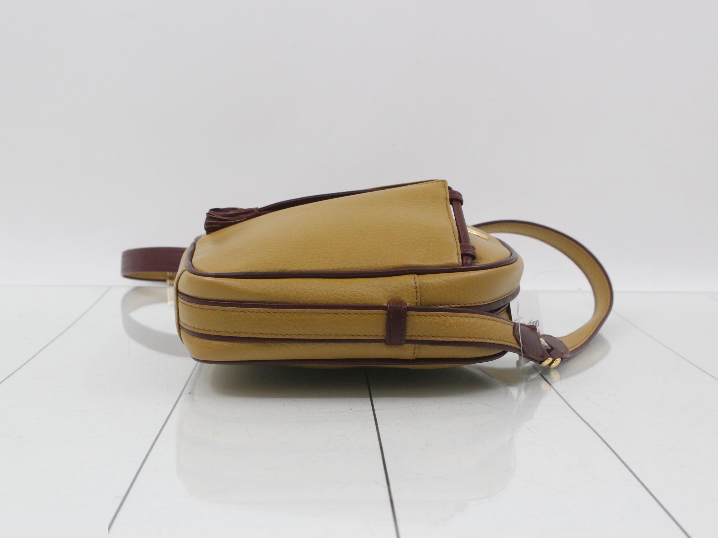 Must Line Shoulder Bag, Leather — view 3
