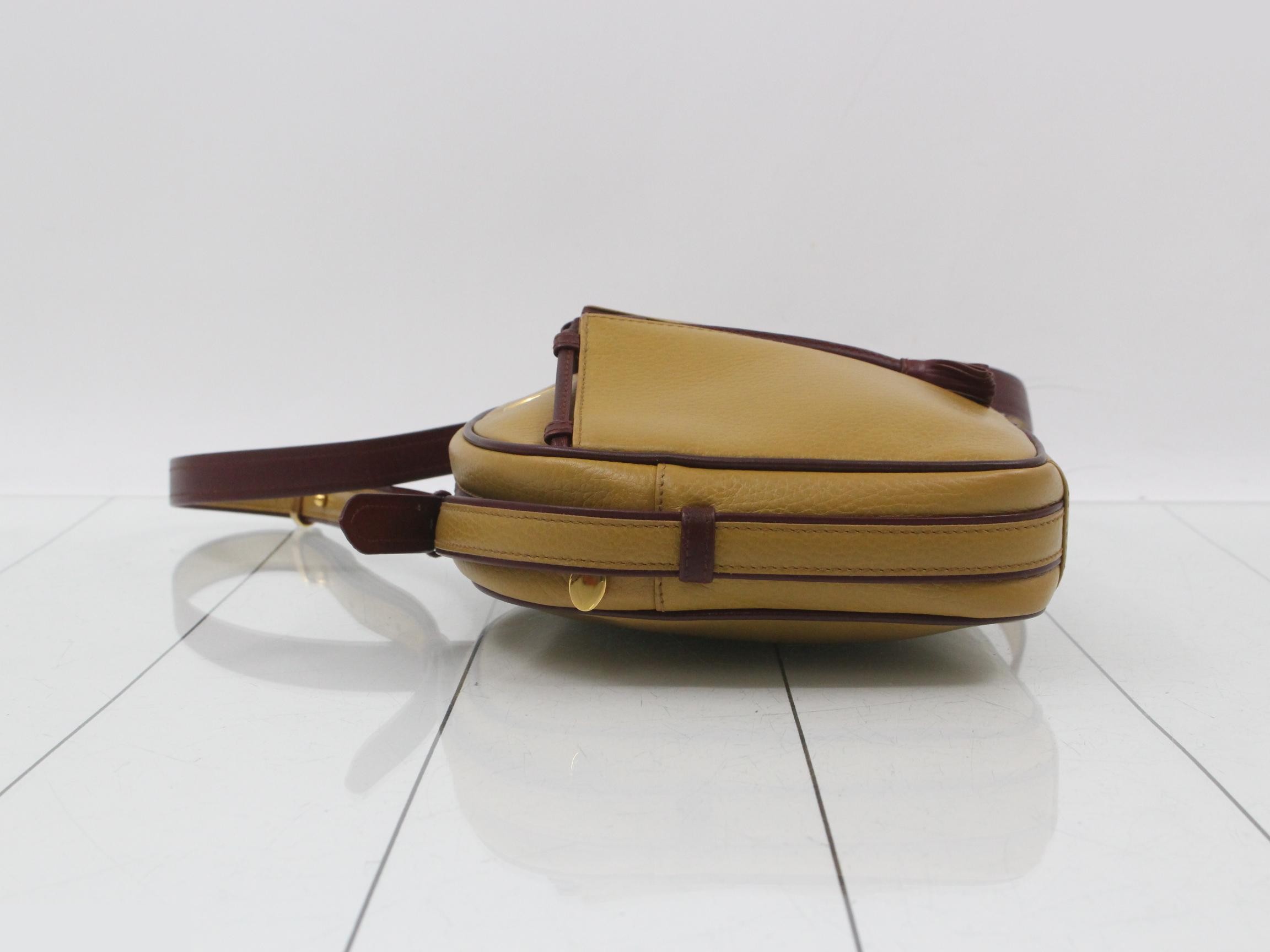 Must Line Shoulder Bag, Leather — view 4