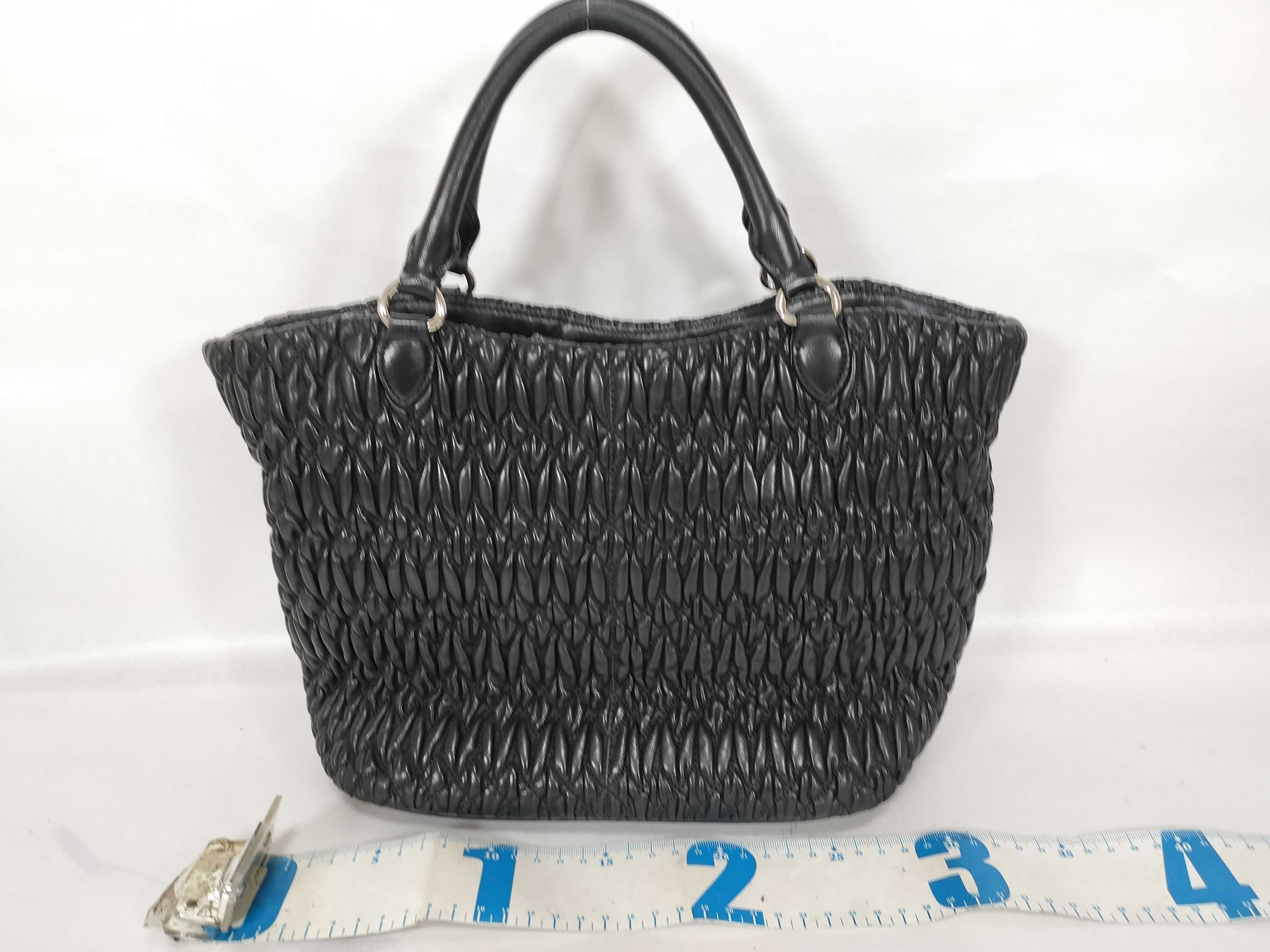 2-Way Handbag/Shoulder Bag, Matelassé Crystal, Box/Dust Bag Included. — view 2