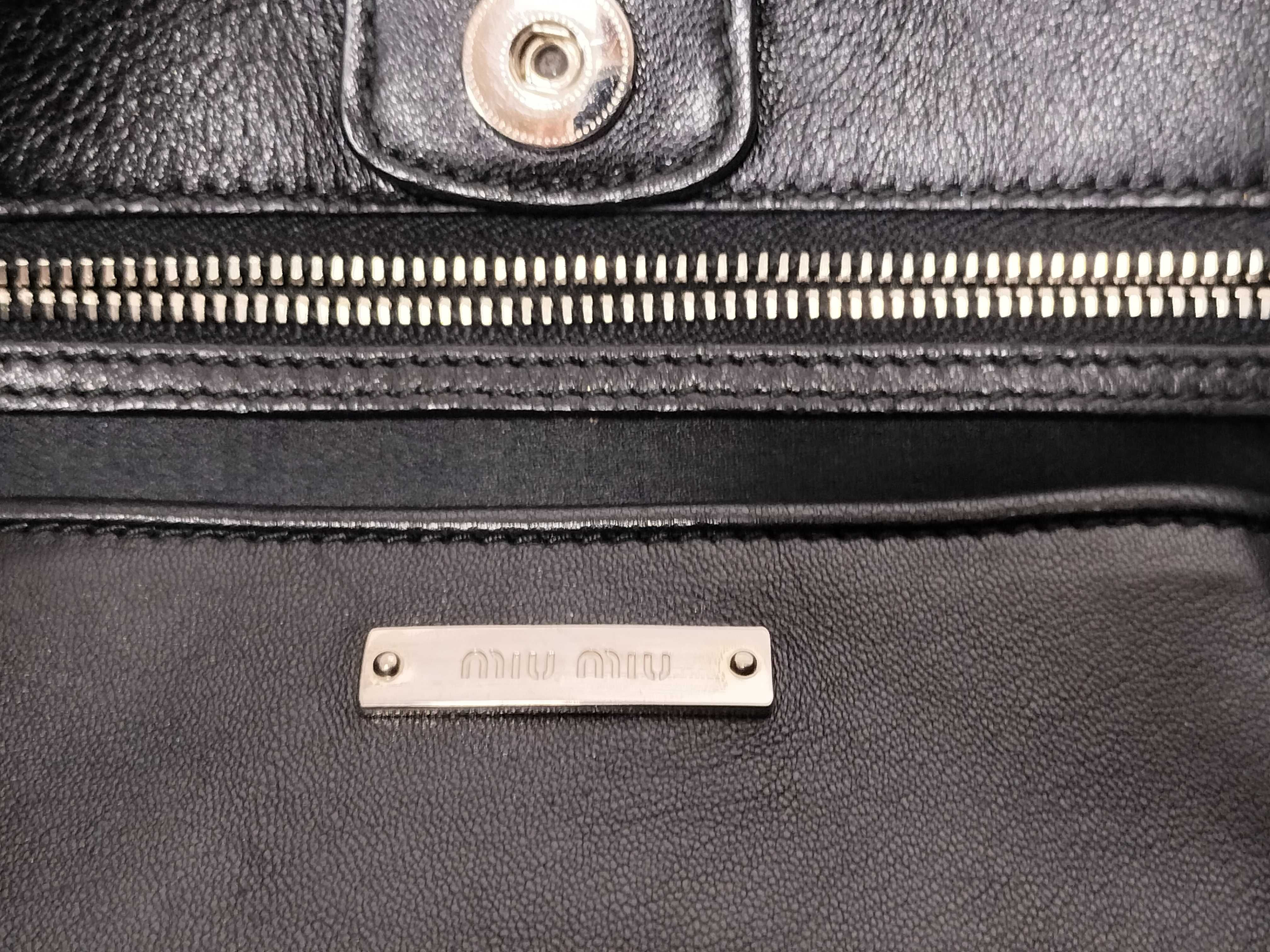 2-Way Handbag/Shoulder Bag, Matelassé Crystal, Box/Dust Bag Included. — view 11