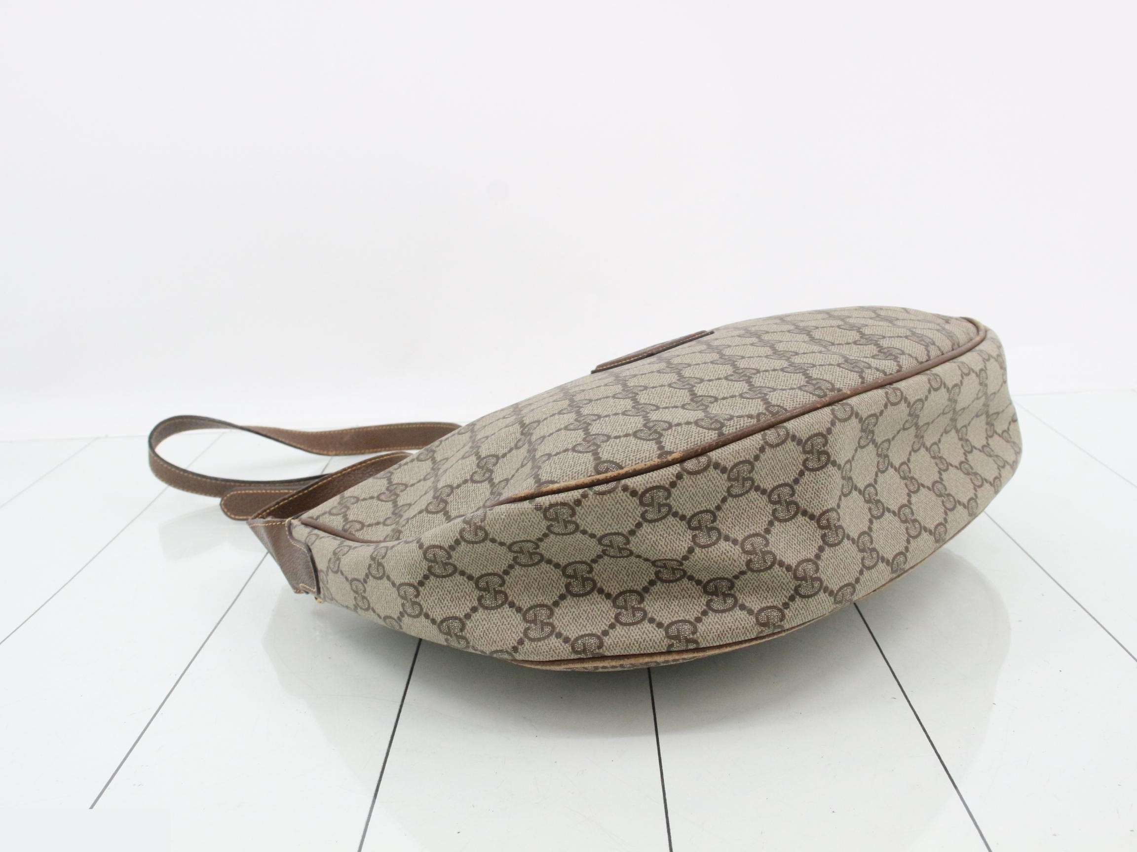 GG Supreme Shoulder Bag — view 5