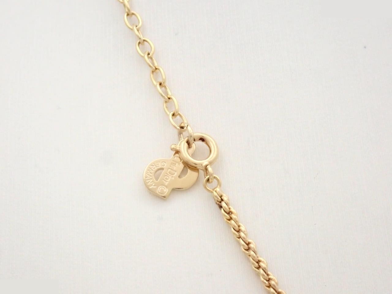 Other lines: precious metals, necklaces, pendants — view 2
