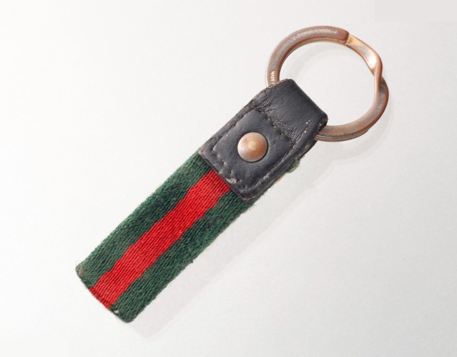 Interlocking G Keyring — view 2