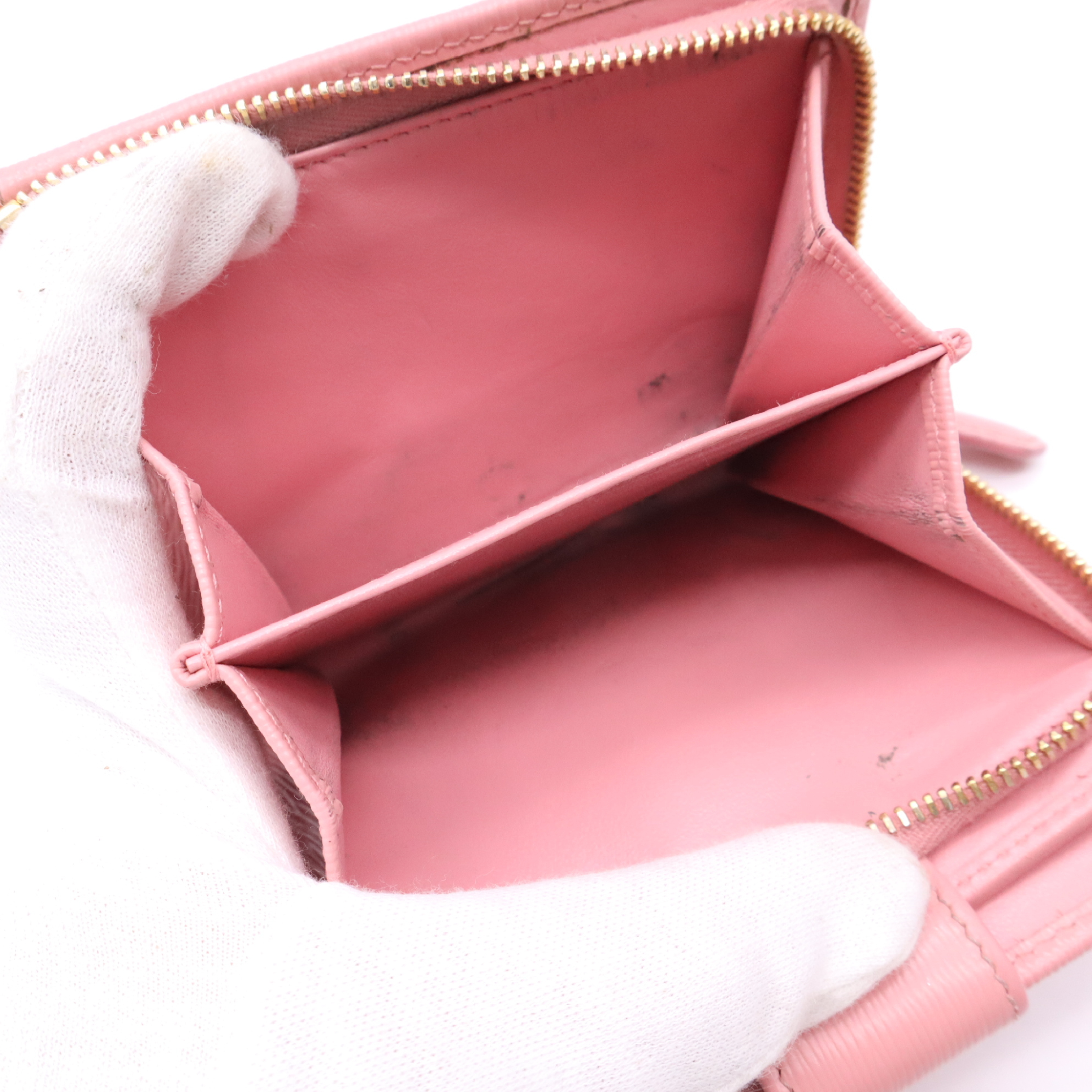 1ML018 Saffiano Leather Compact Wallet, Pink, with Box. — view 12