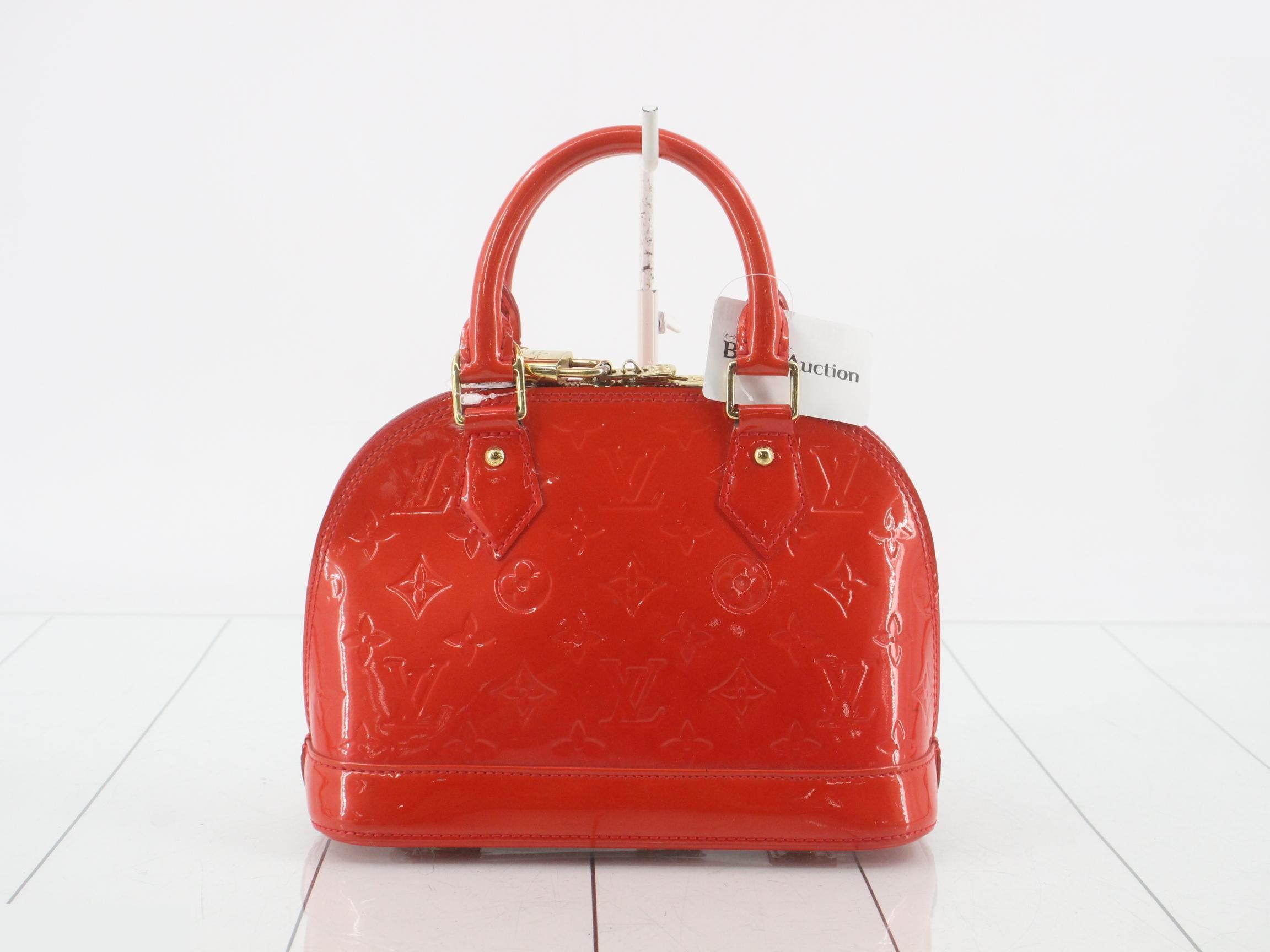 handbag — view 2