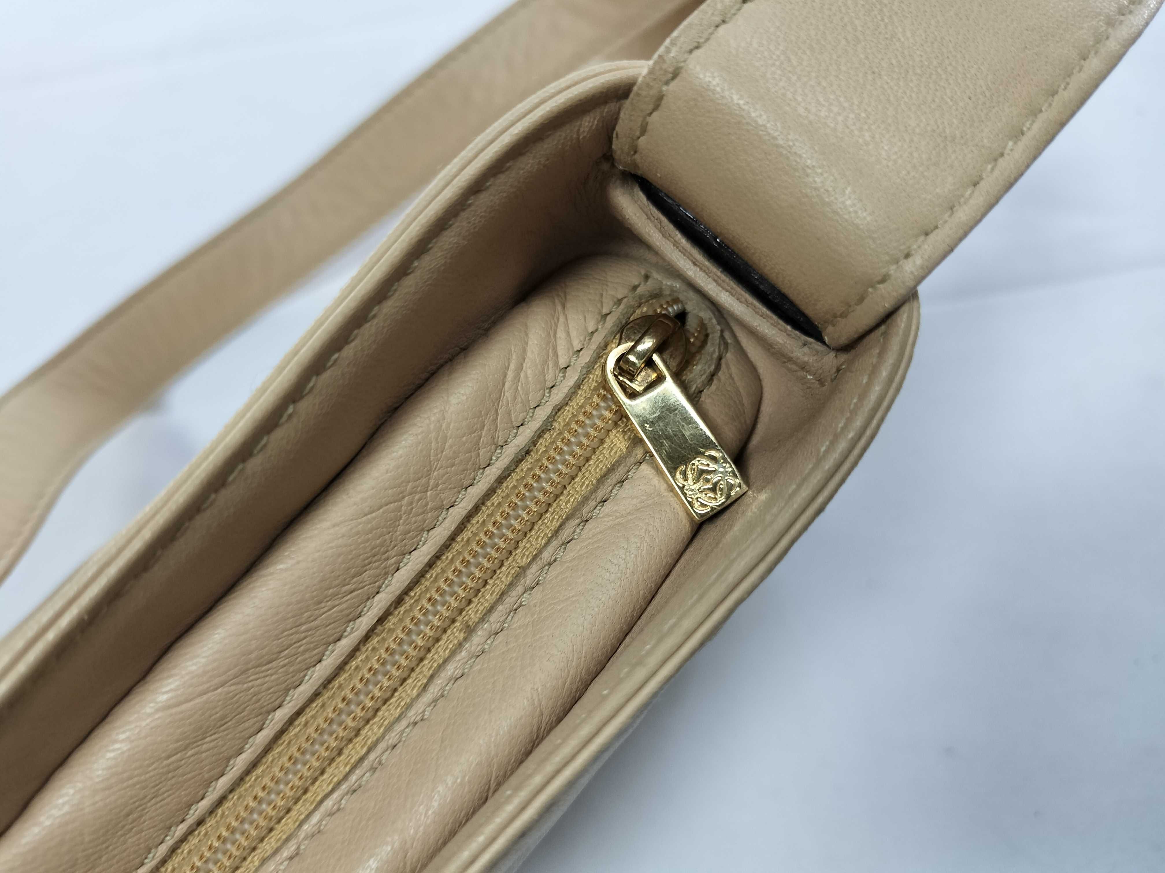 Wood Grain Shoulder Bag — view 11