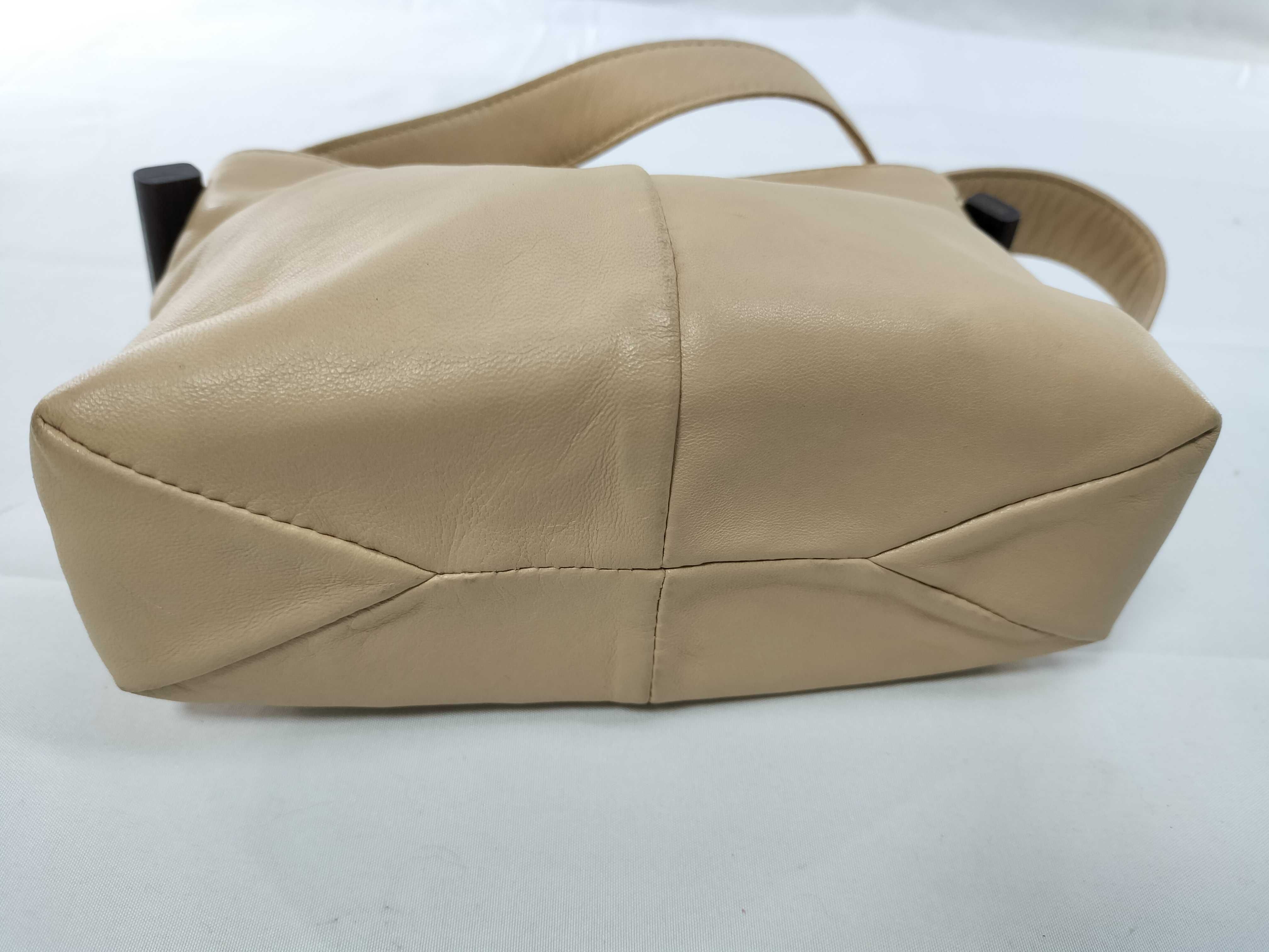 Wood Grain Shoulder Bag — view 7