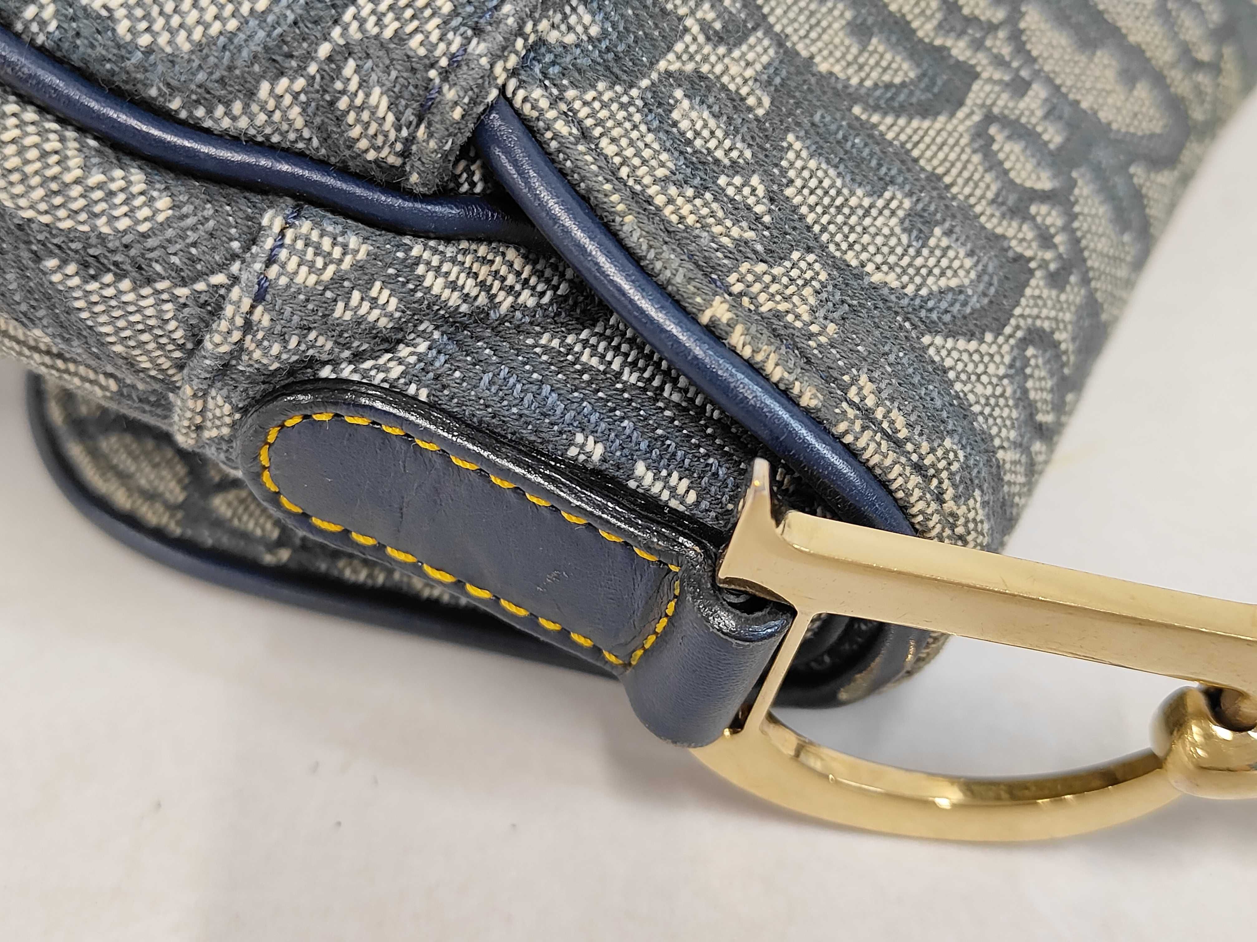 Christian Saddle Trotter Shoulder Bag Handbag — view 6