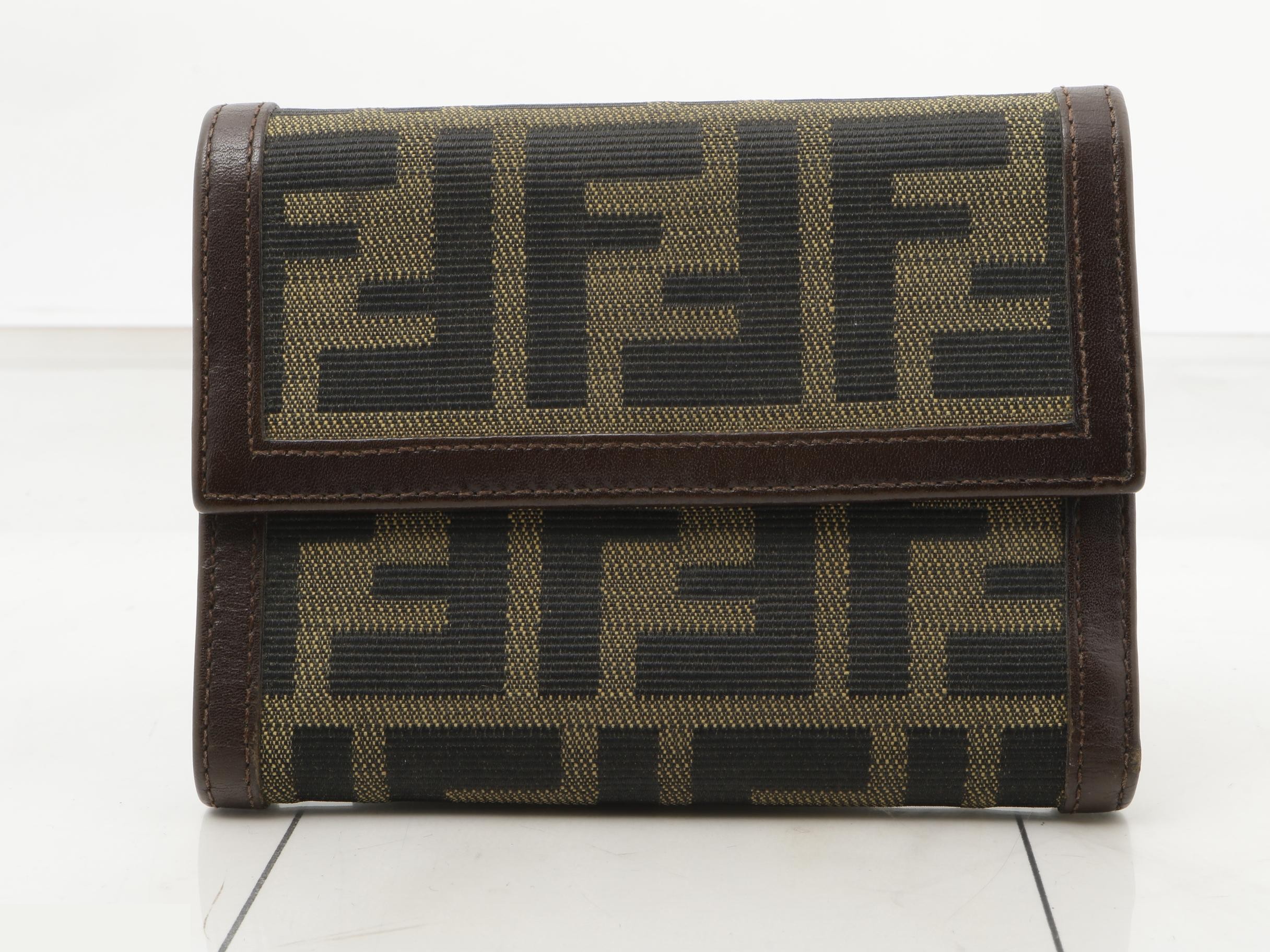 Zucca trifold wallet