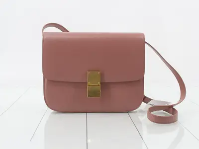 Classic Box Calf Leather Shoulder Bag
