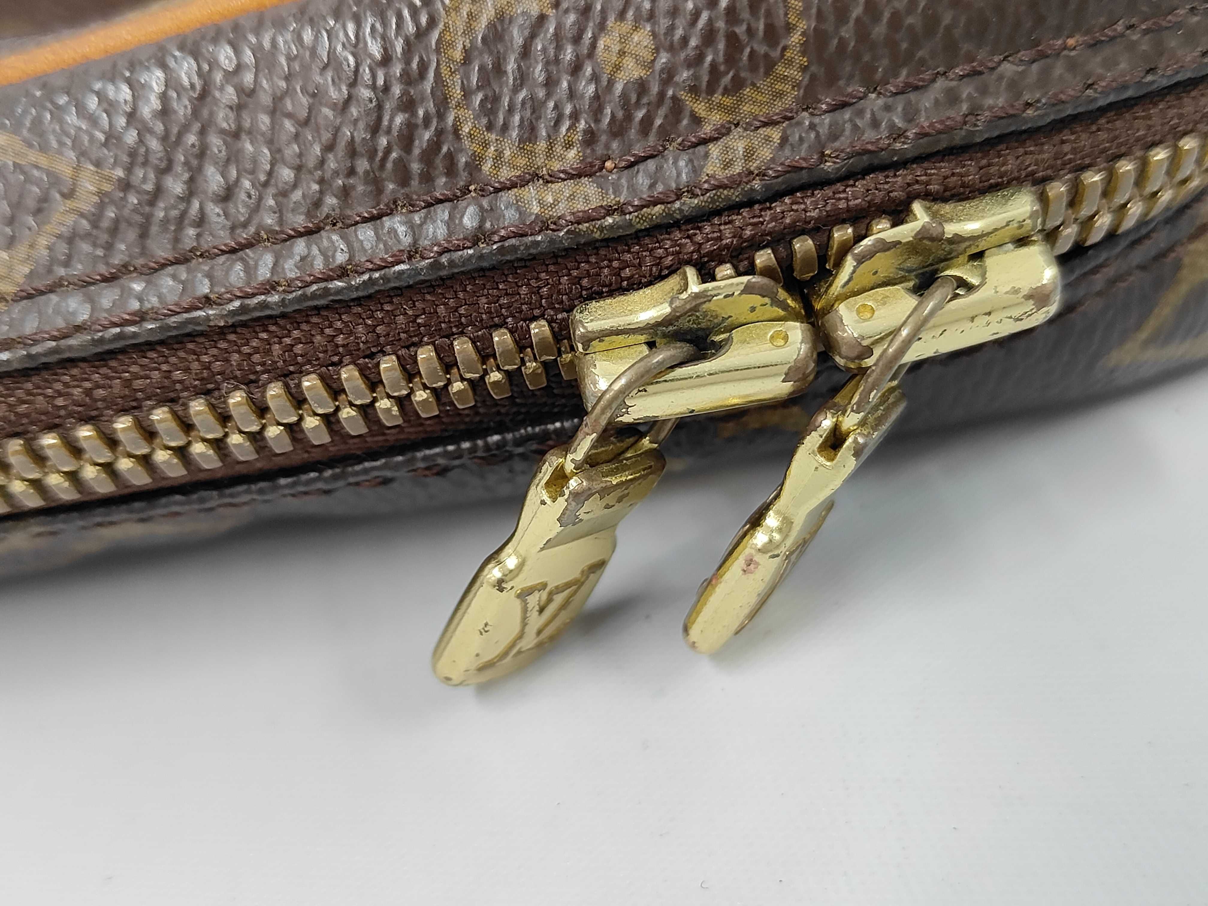Pochette Gange Body Bag Shoulder Bag — view 8