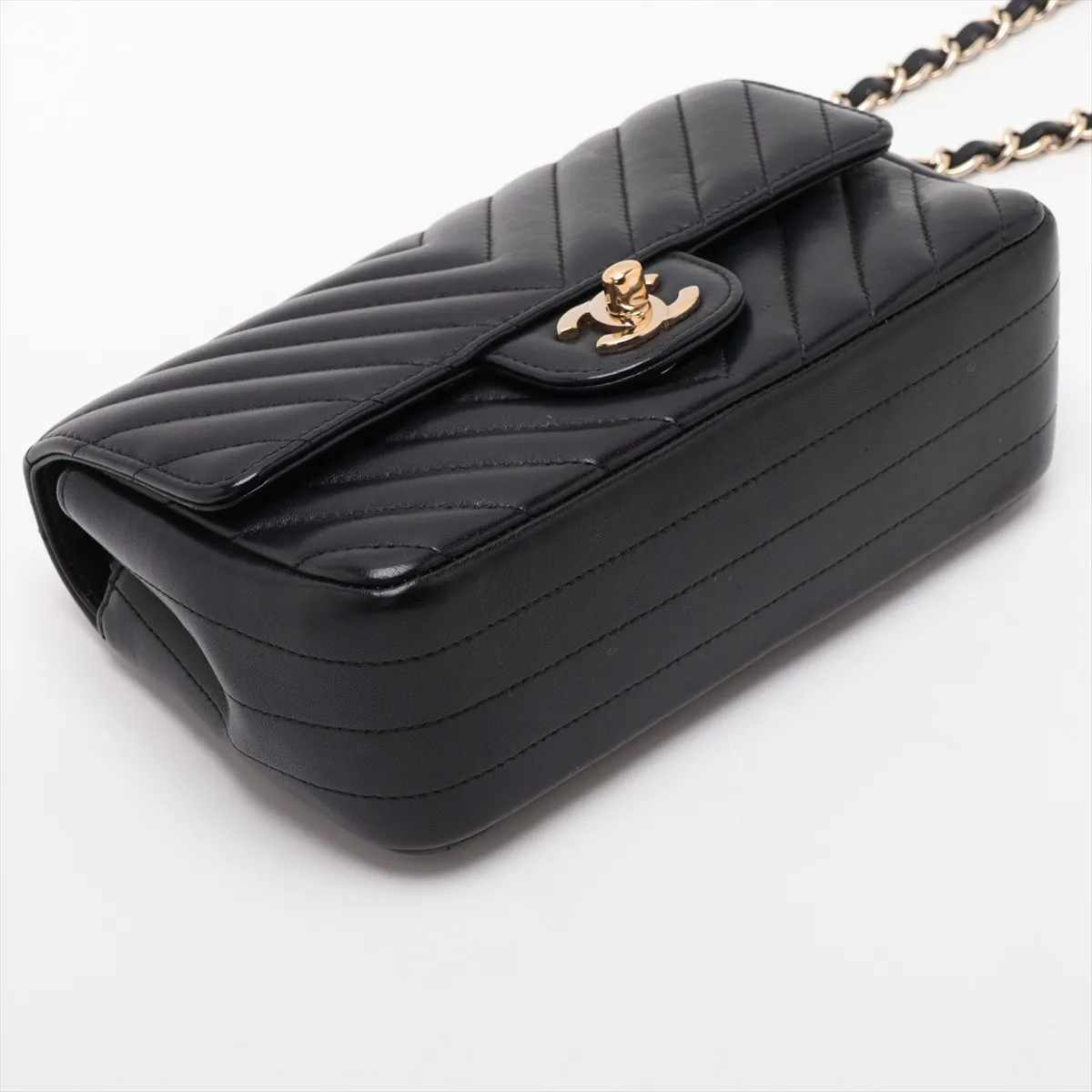 Chevron Lambskin Single Flap Single Chain Bag, V-stitch, Black, Silver Hardware, 24180288, Serial Number 24 — view 4