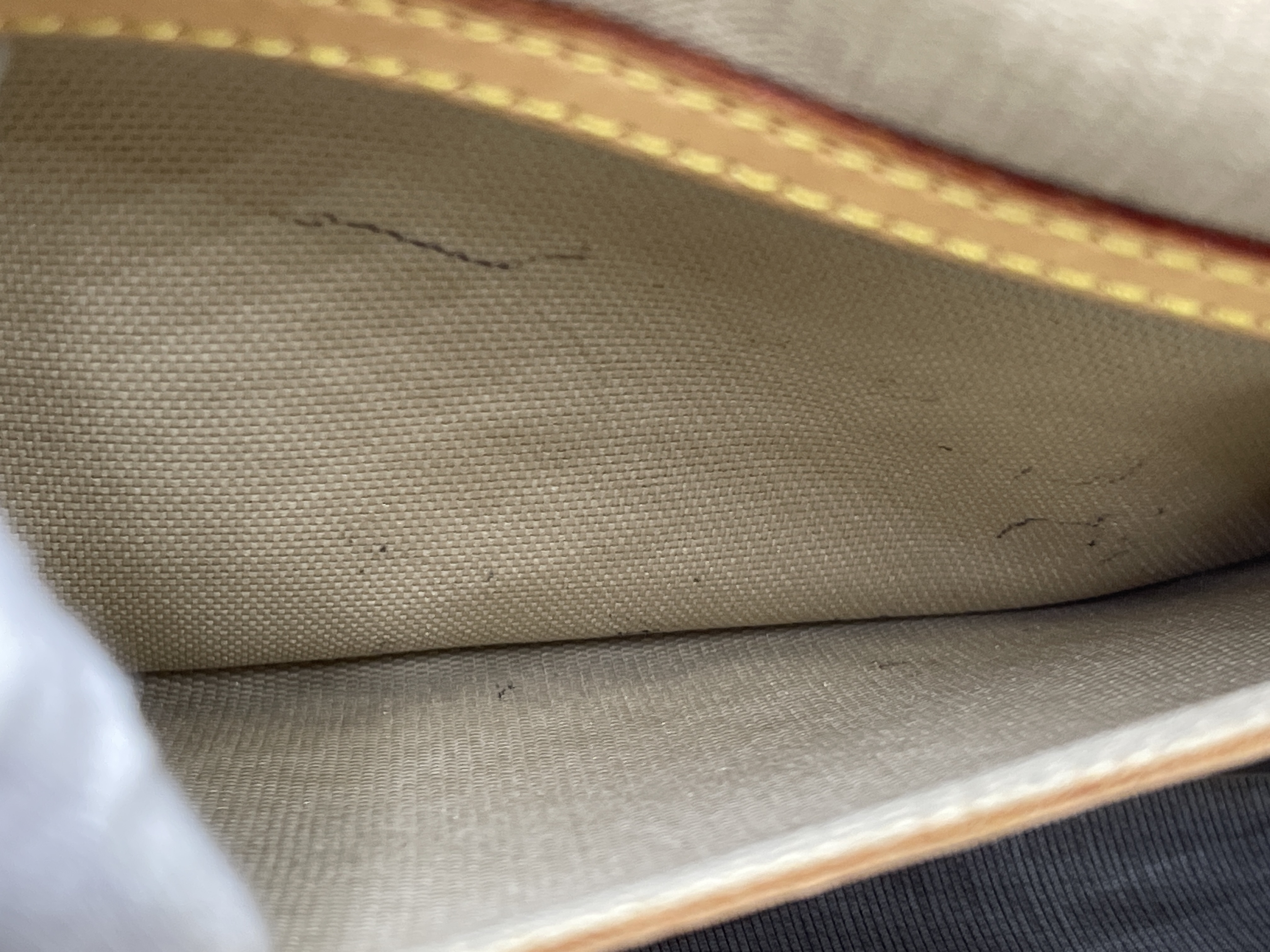 Monogram Reporter PM M45254 SP1006 Shoulder Bag — view 8