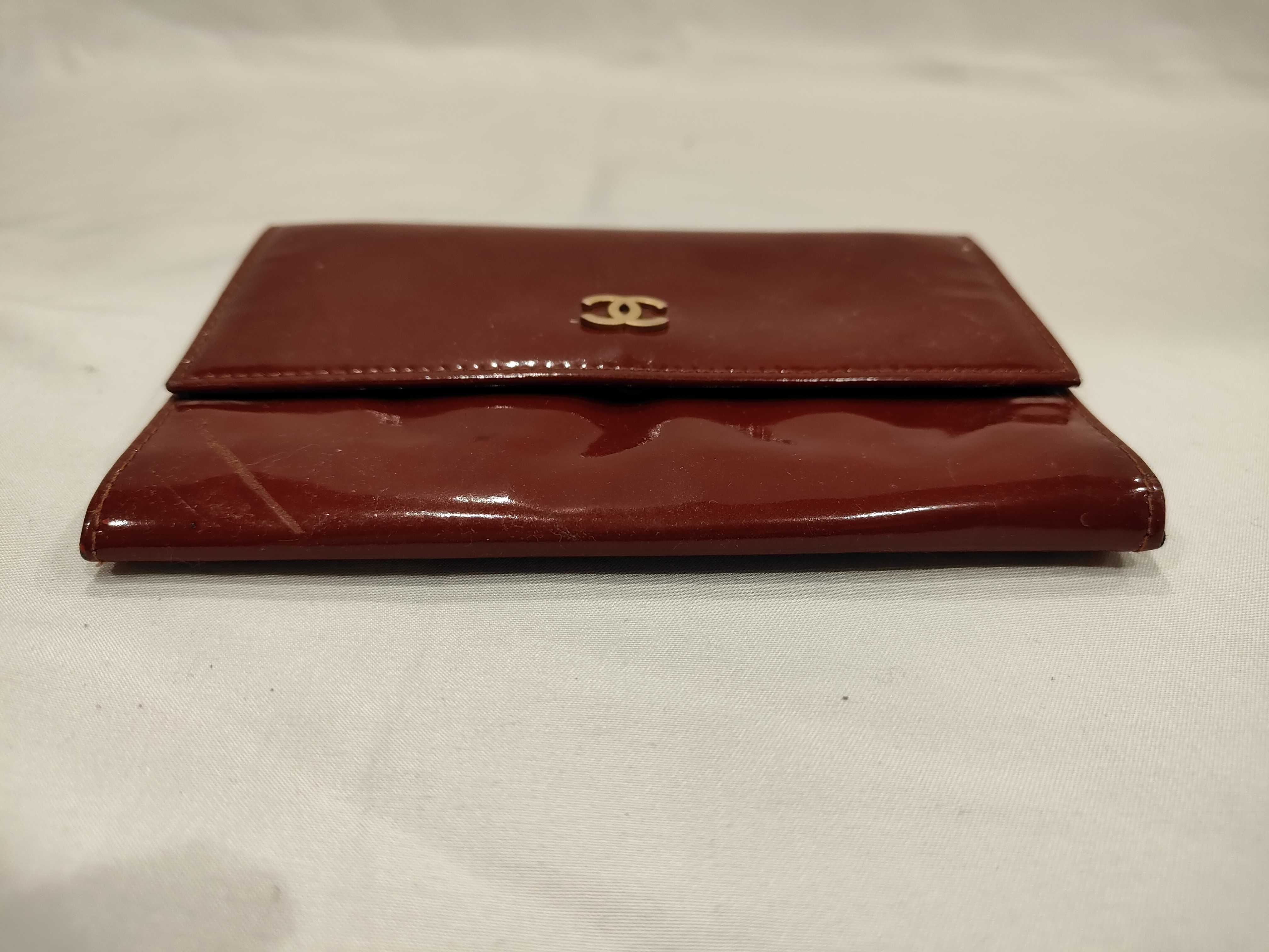 Patent Leather Coco Mark Compact Wallet, Series 6 Coin Case — view 3