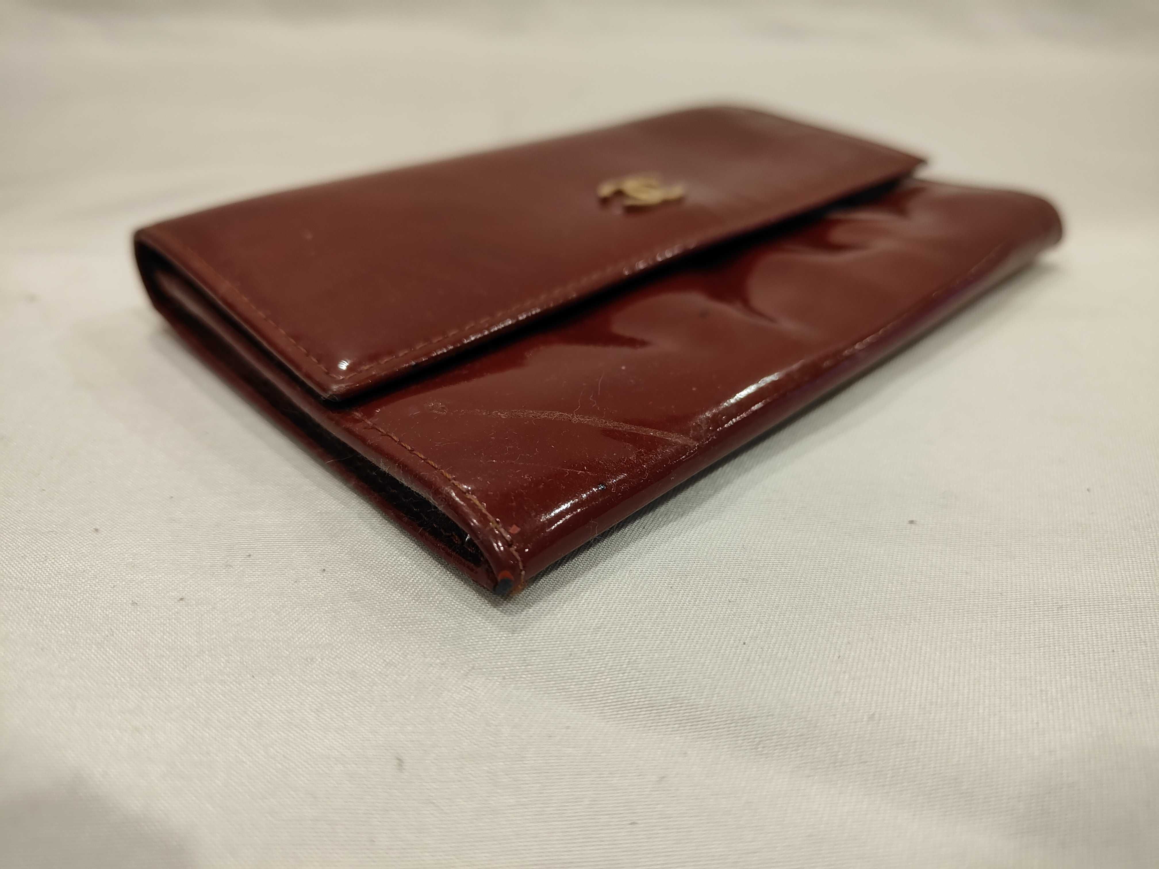 Patent Leather Coco Mark Compact Wallet, Series 6 Coin Case — view 4