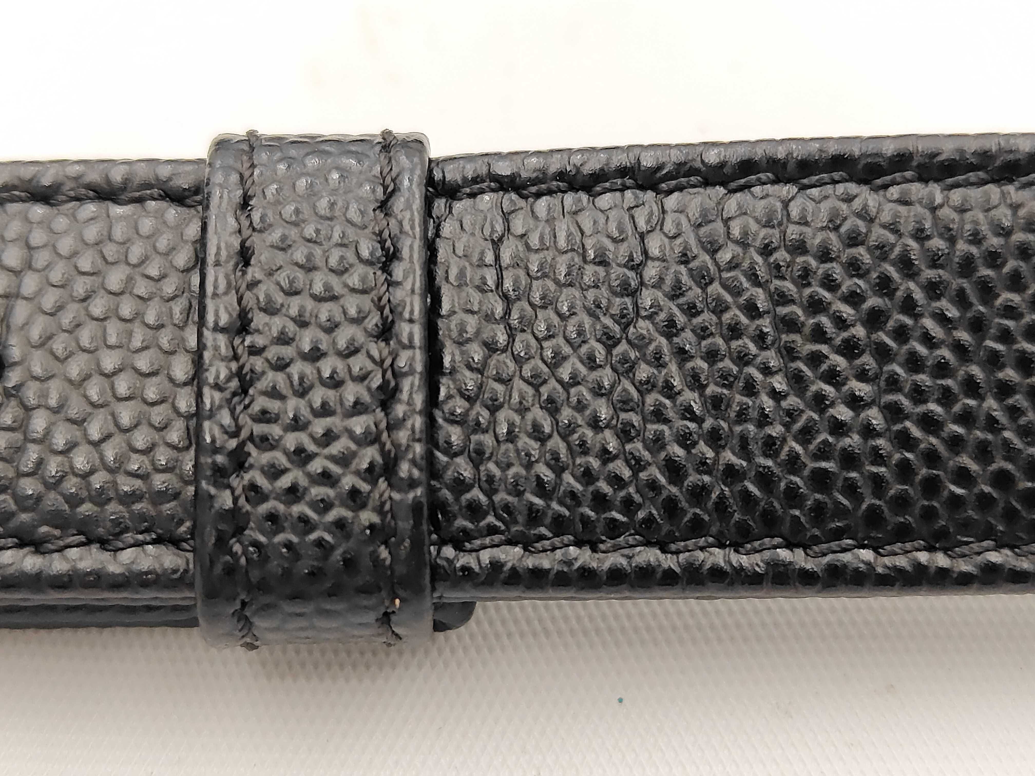 Caviar Skin V-Stitch Boy 25 Chain Shoulder Bag, Black, Serial Number 25 — view 4
