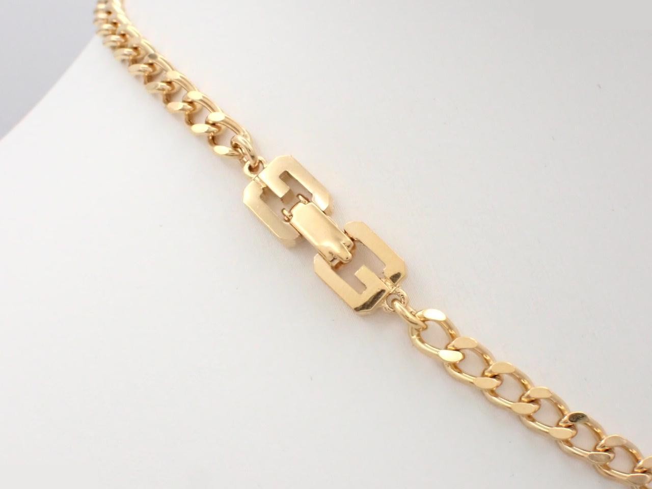 Other lines: Precious metal necklaces and pendants, total length approximately 40 cm. — view 2