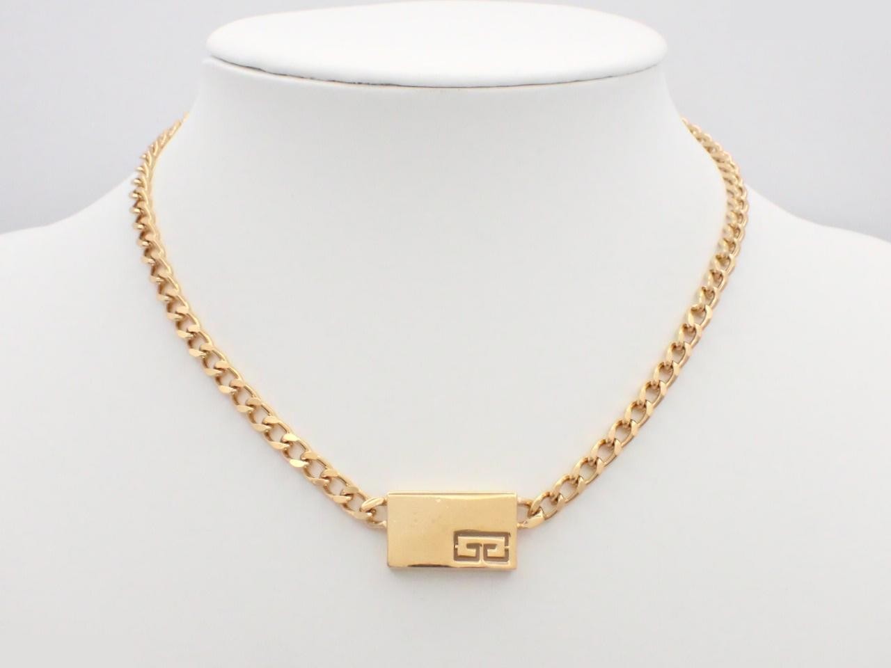 Other lines: Precious metal necklaces and pendants, total length approximately 40 cm. — view 3