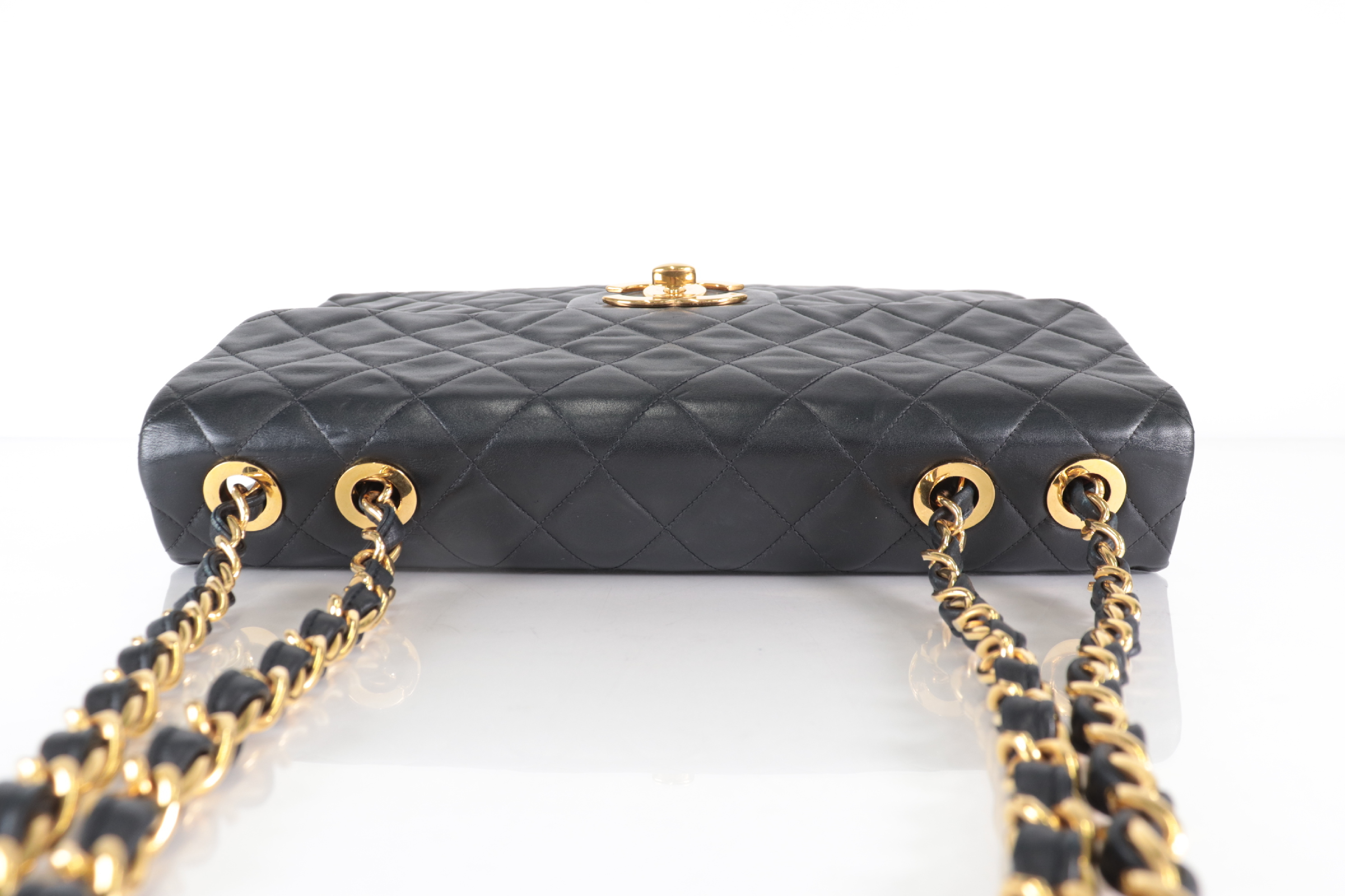 Large Mat Lamb Chain Shoulder Bag (Series 2) — view 6
