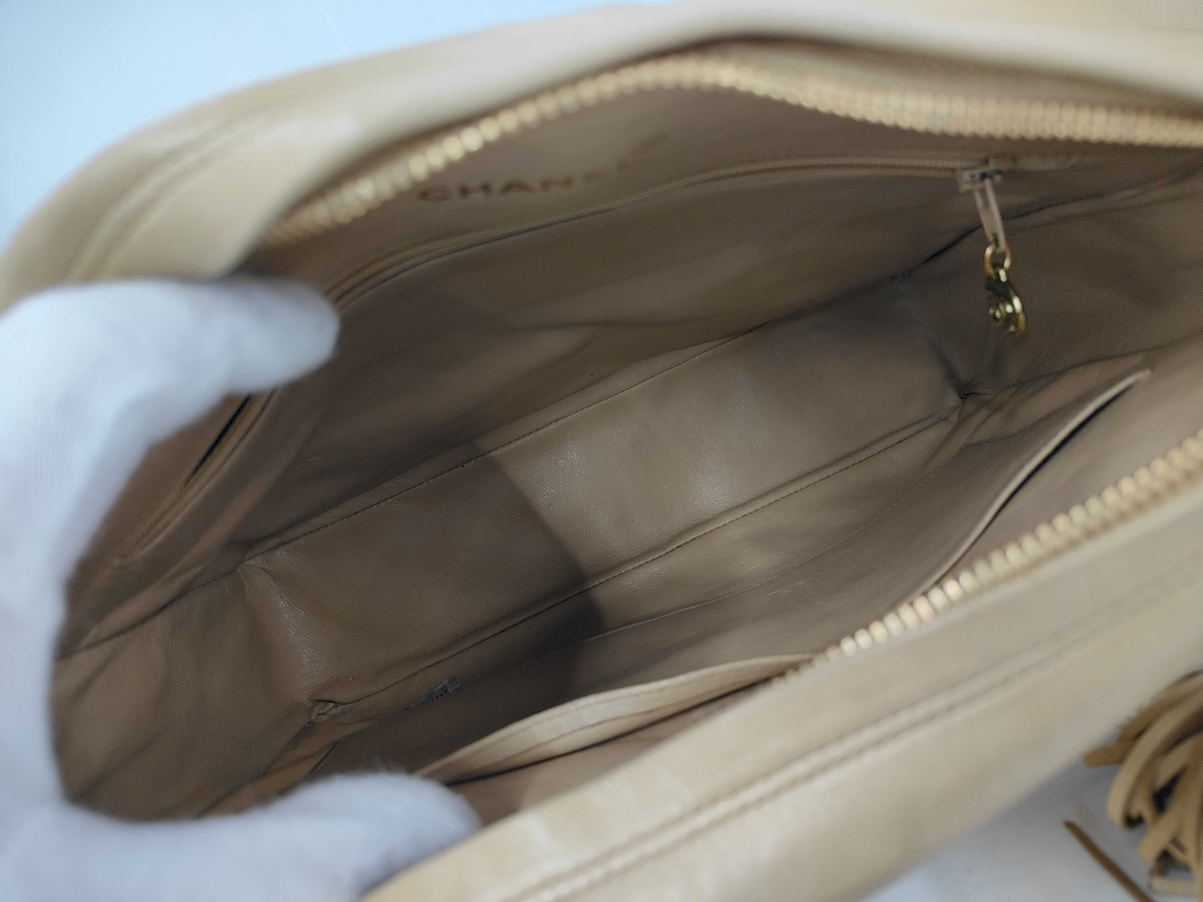 Fringe Matelassé Turnlock Chain Shoulder Bag — view 9