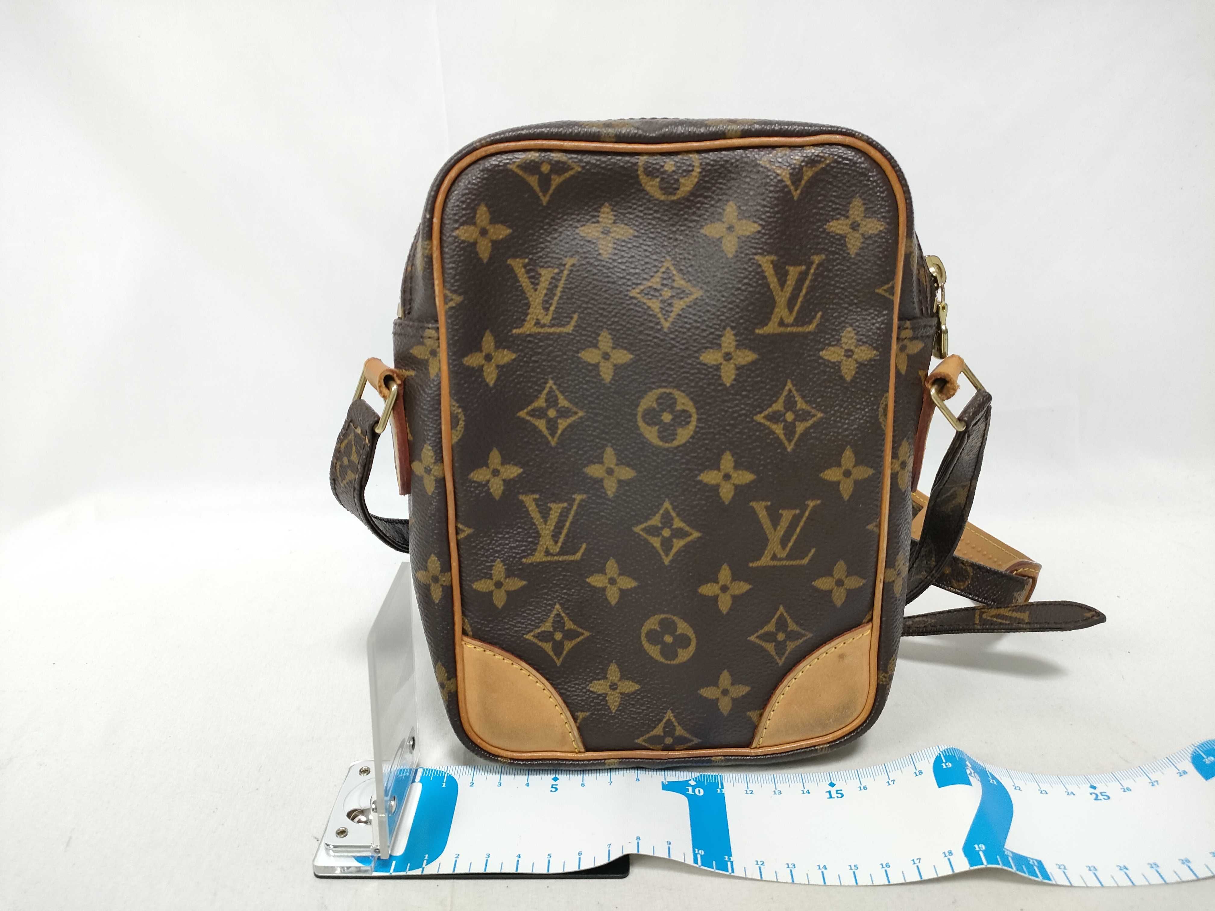 Monogram Louis Vuitton Monogram Amazon AR0080 Shoulder Bag — view 2