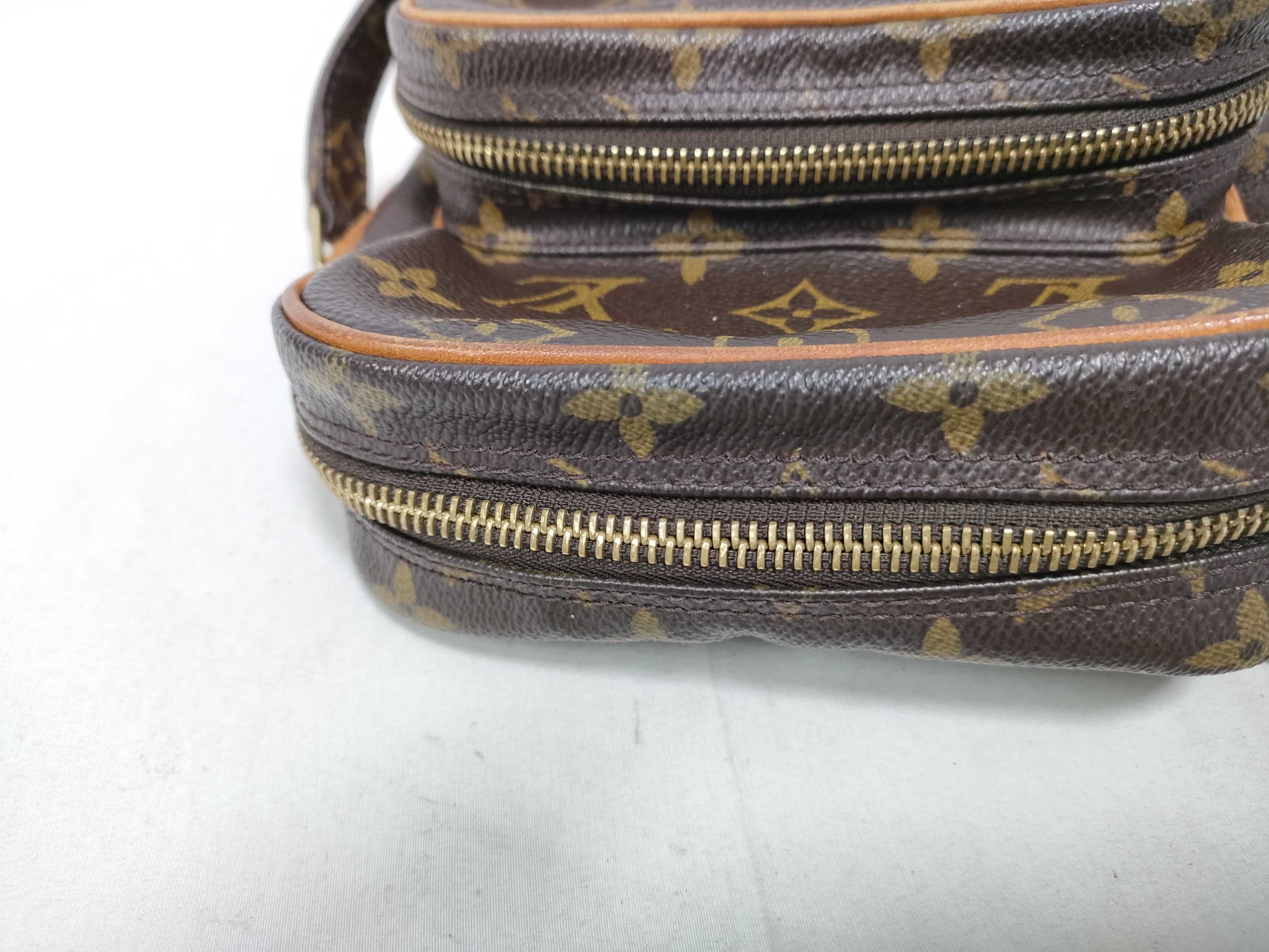 Monogram Louis Vuitton Monogram Amazon AR0080 Shoulder Bag — view 12