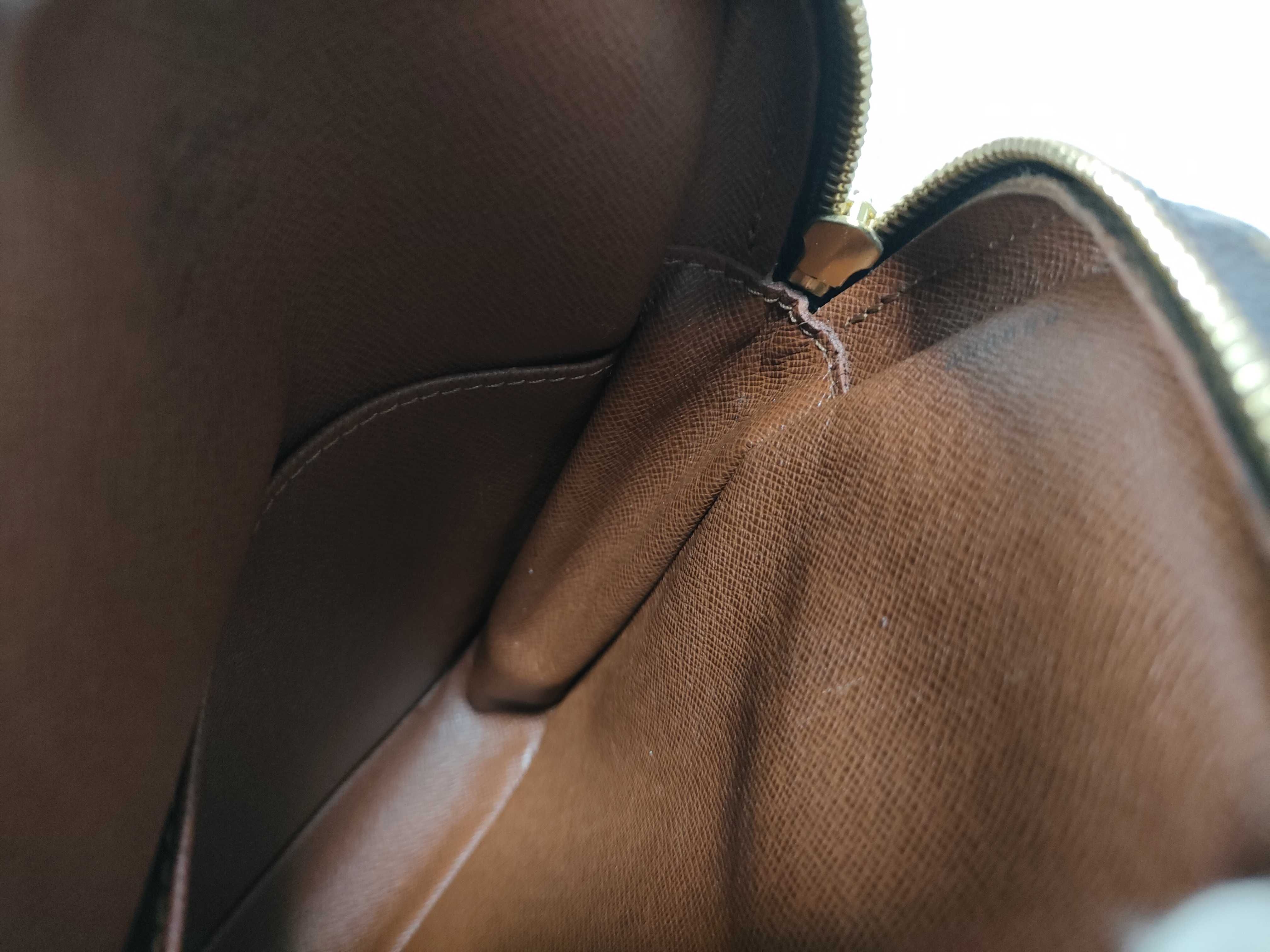 Monogram Louis Vuitton Monogram Amazon AR0080 Shoulder Bag — view 13