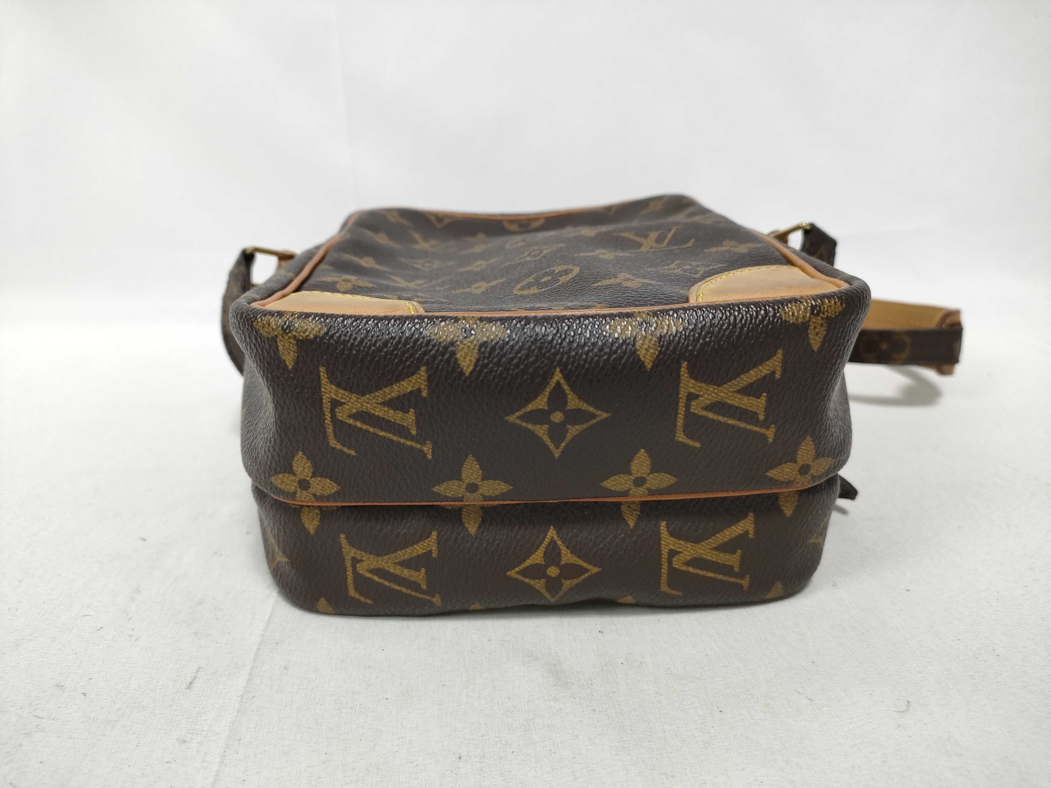 Monogram Louis Vuitton Monogram Amazon AR0080 Shoulder Bag — view 3