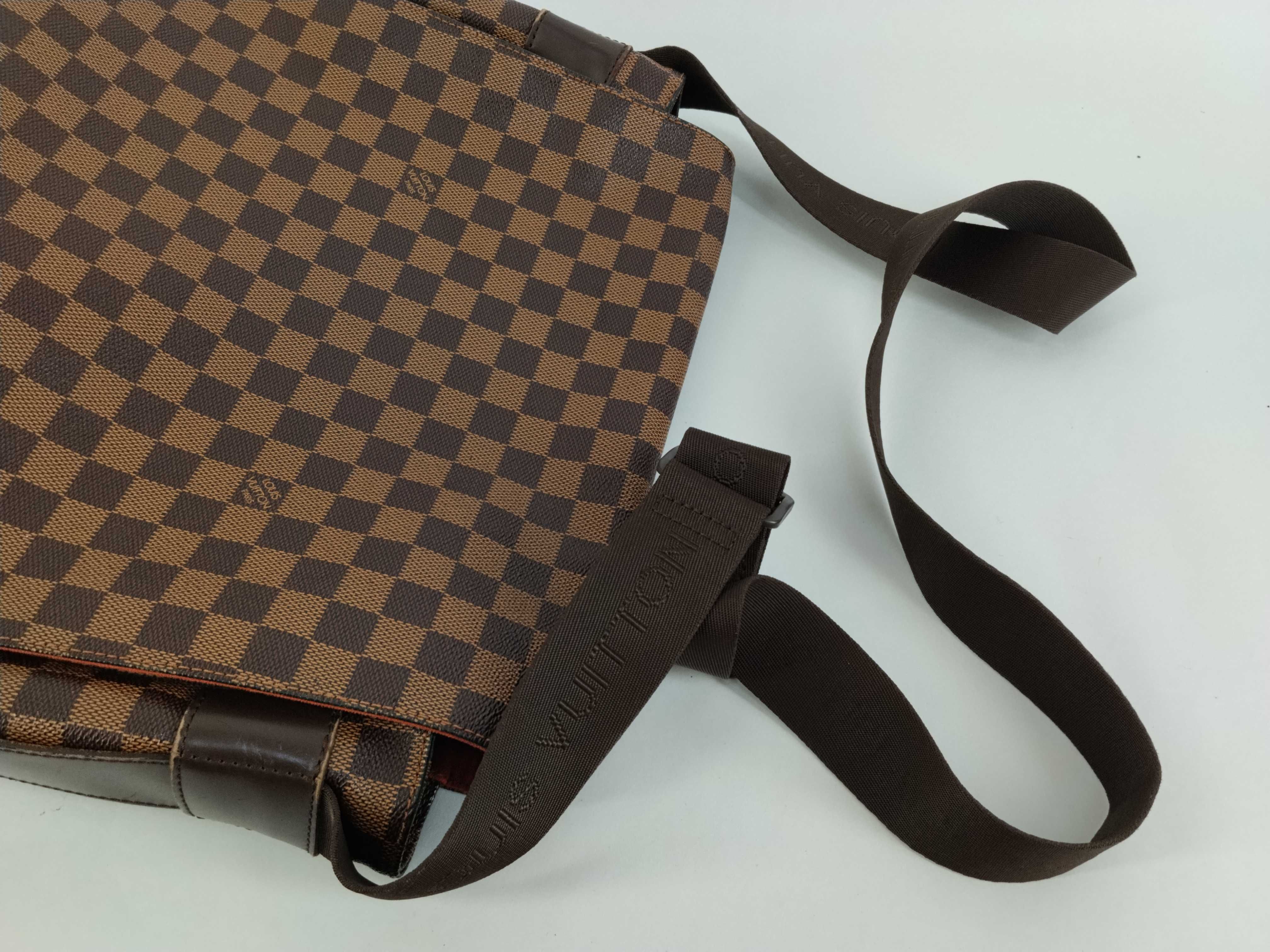 Damier Louis Vuitton Bastille N45258 Shoulder Bag Monogram Shoulder Bag — view 3