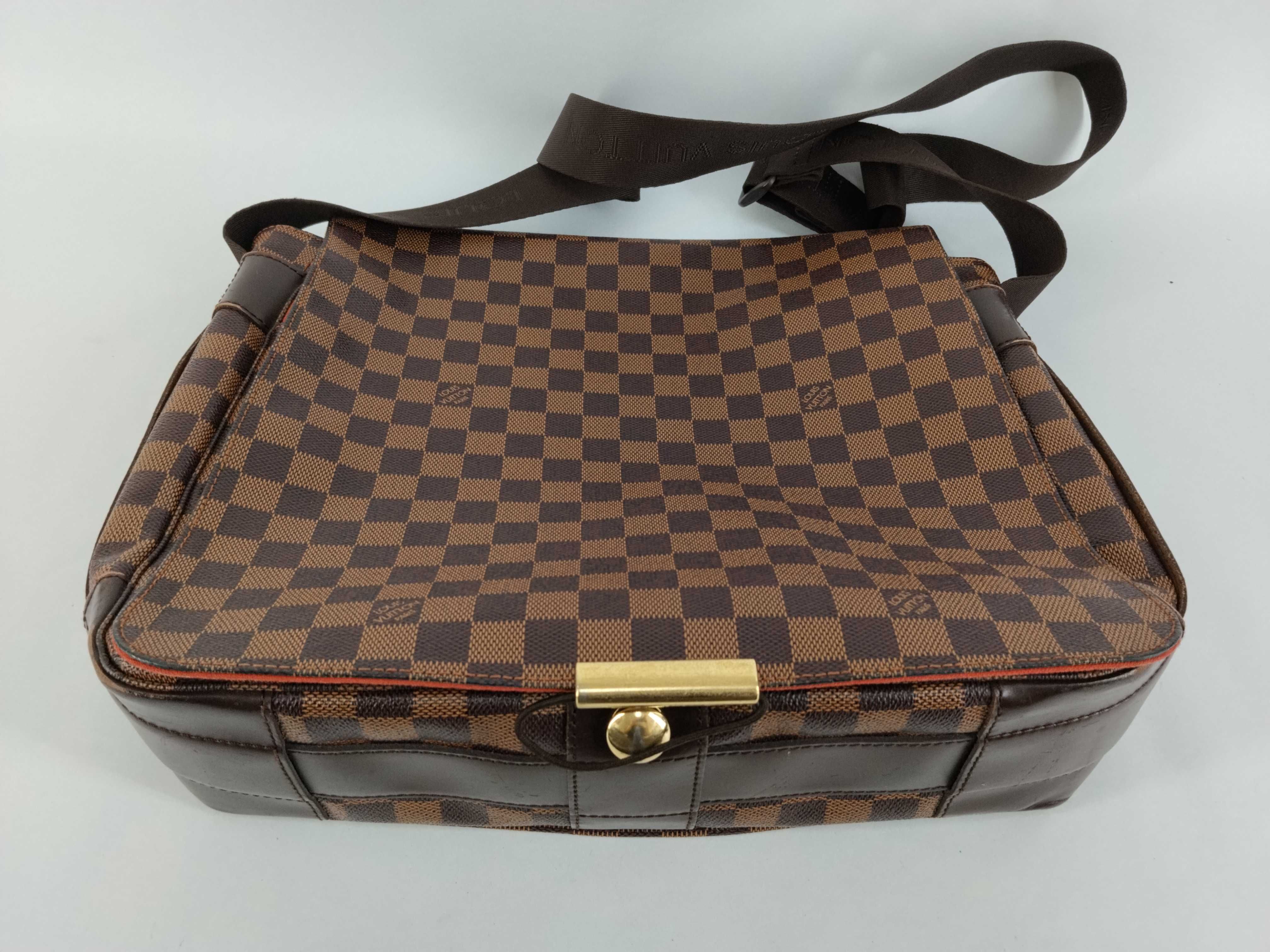 Damier Louis Vuitton Bastille N45258 Shoulder Bag Monogram Shoulder Bag — view 7