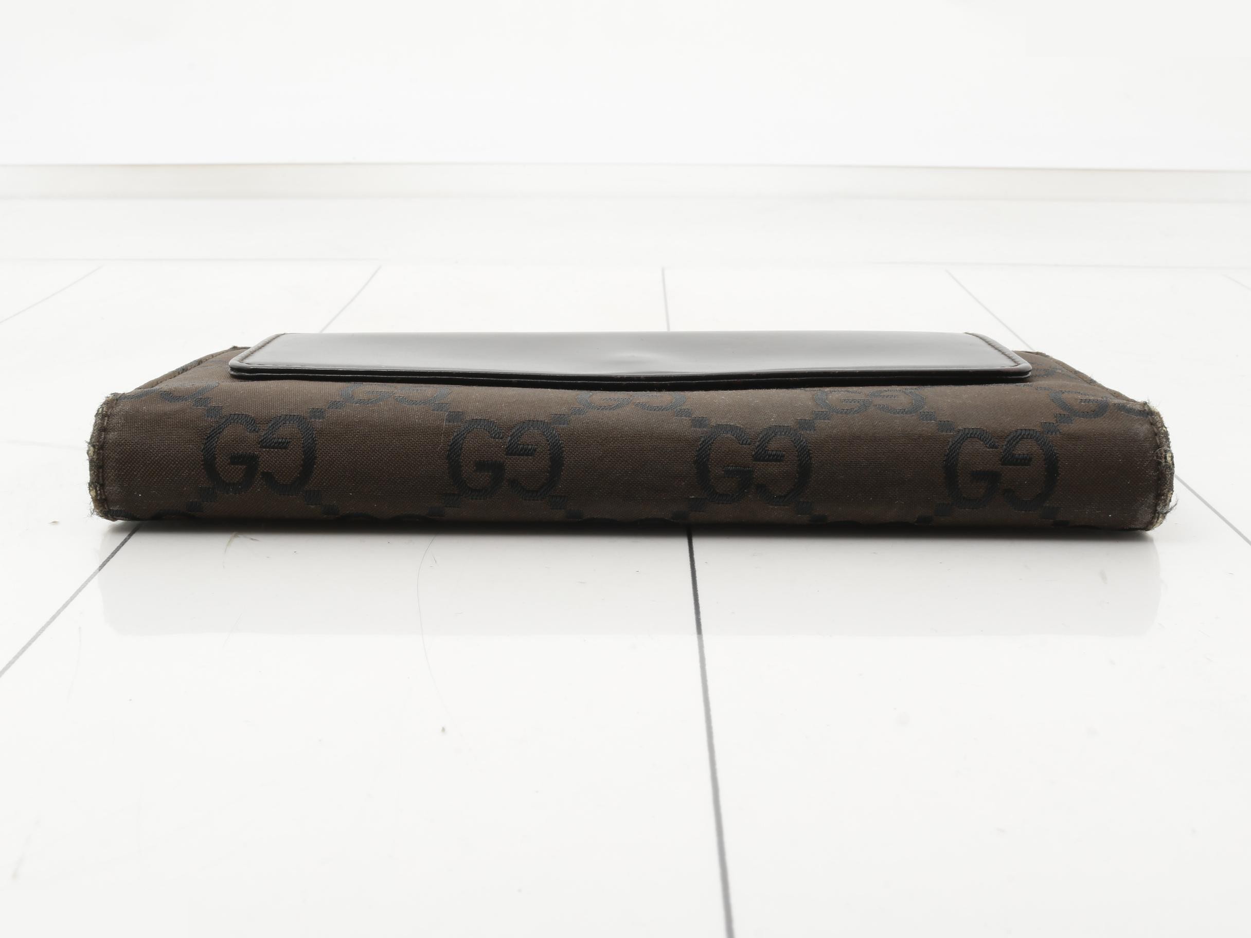 long wallet, billfold — view 3